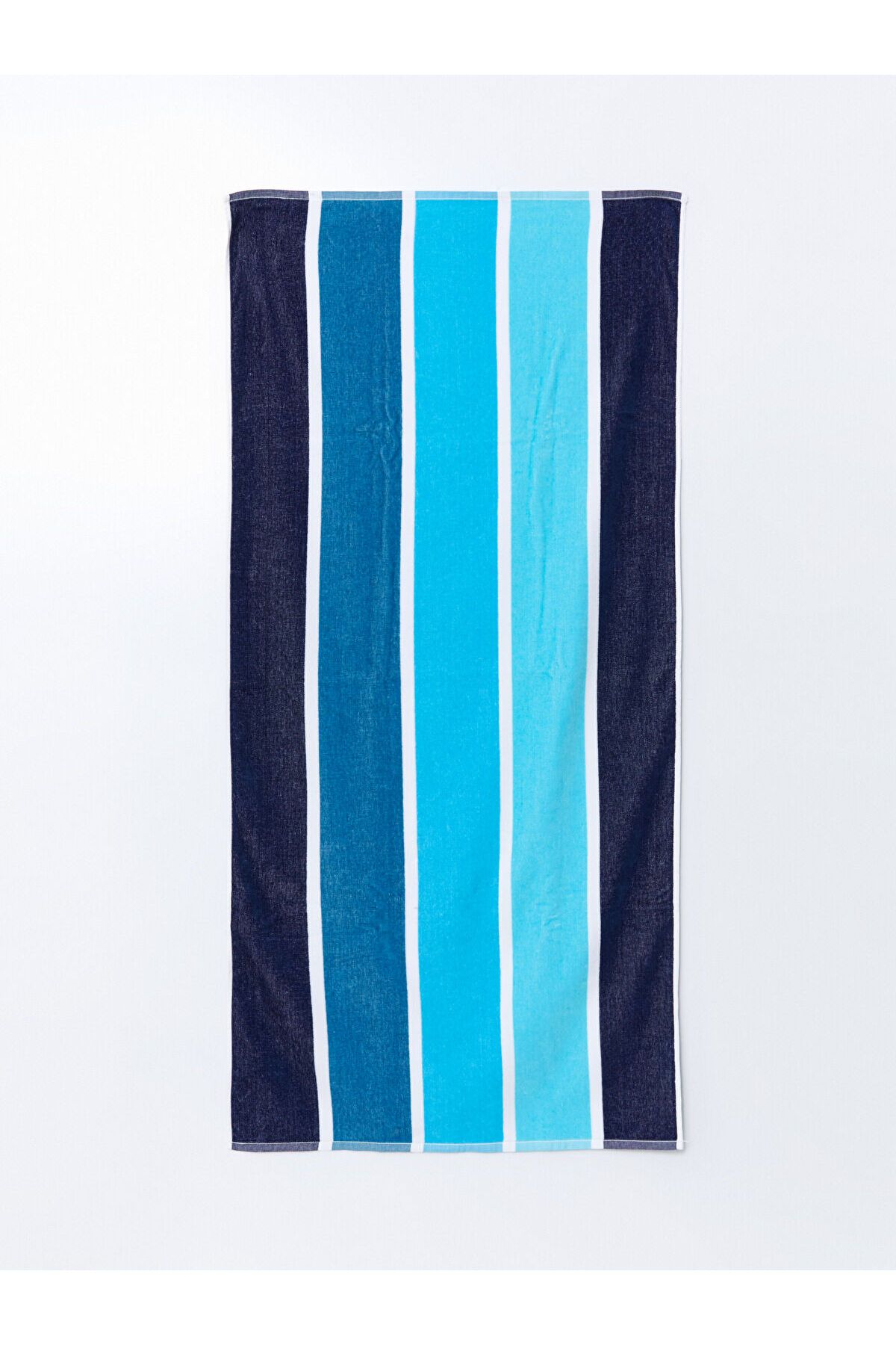 LC Waikiki Çizgi Desenli Erkek Plaj Havlusu 70x150 cm