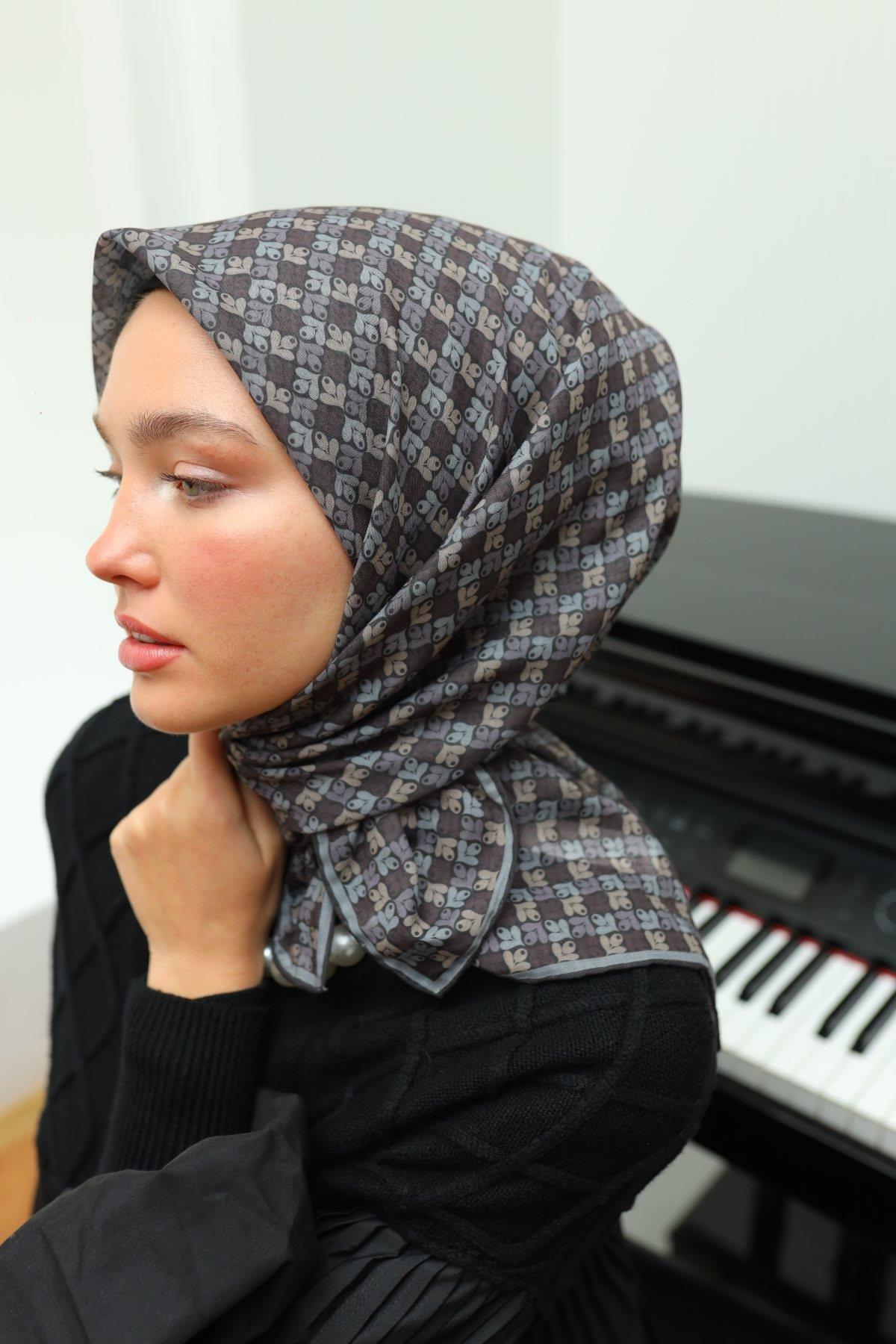 Silk Home-73073-32 Model Soft Scarf 1