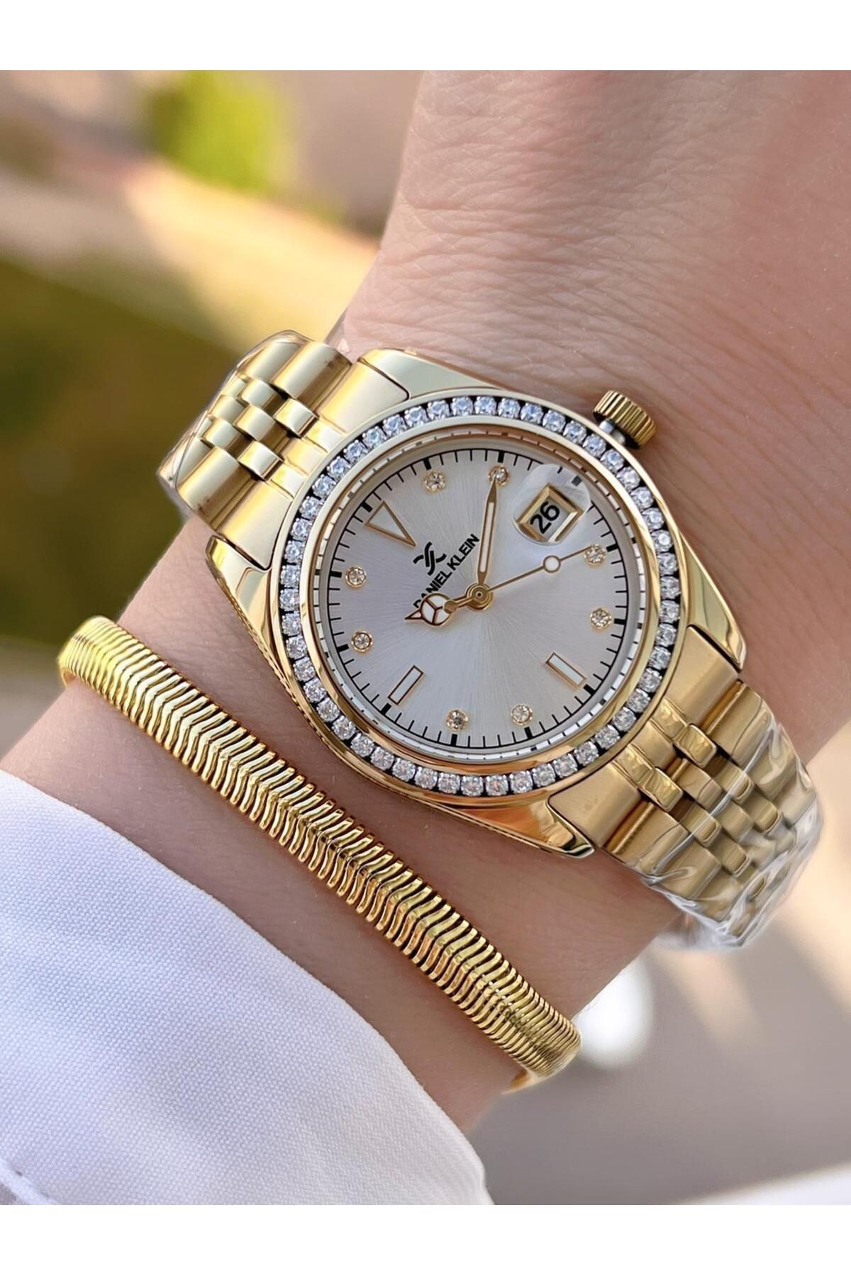 Daniel Klein Retro Mini Kasa Takvimli Seri 2Yıl Garantili 3Atm Dayanıklı Kadın Kol Saati BDK13715.11