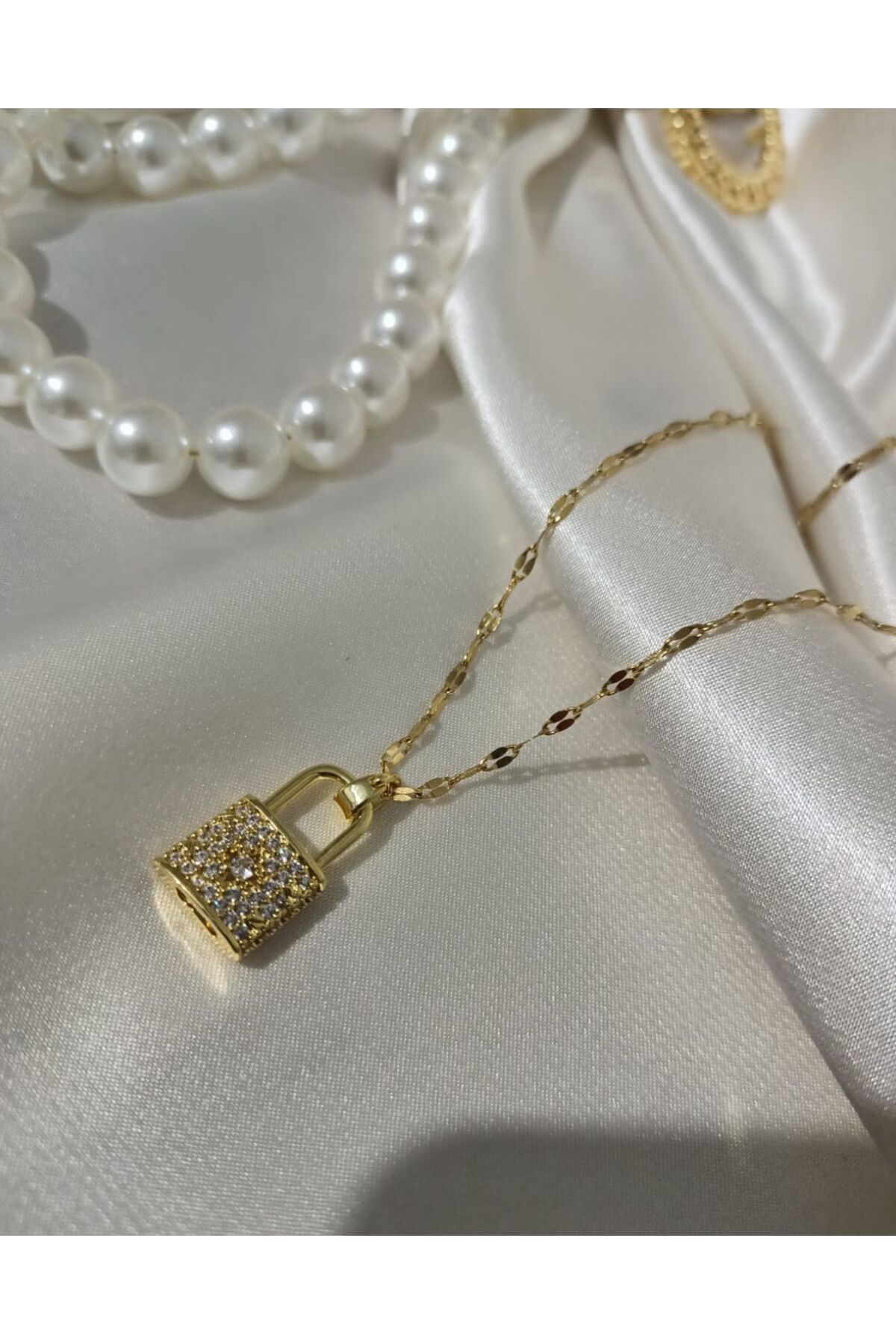 MODA ÇELİK GOLD Zirkon Taşlı Asma Kilit Model Kolye
