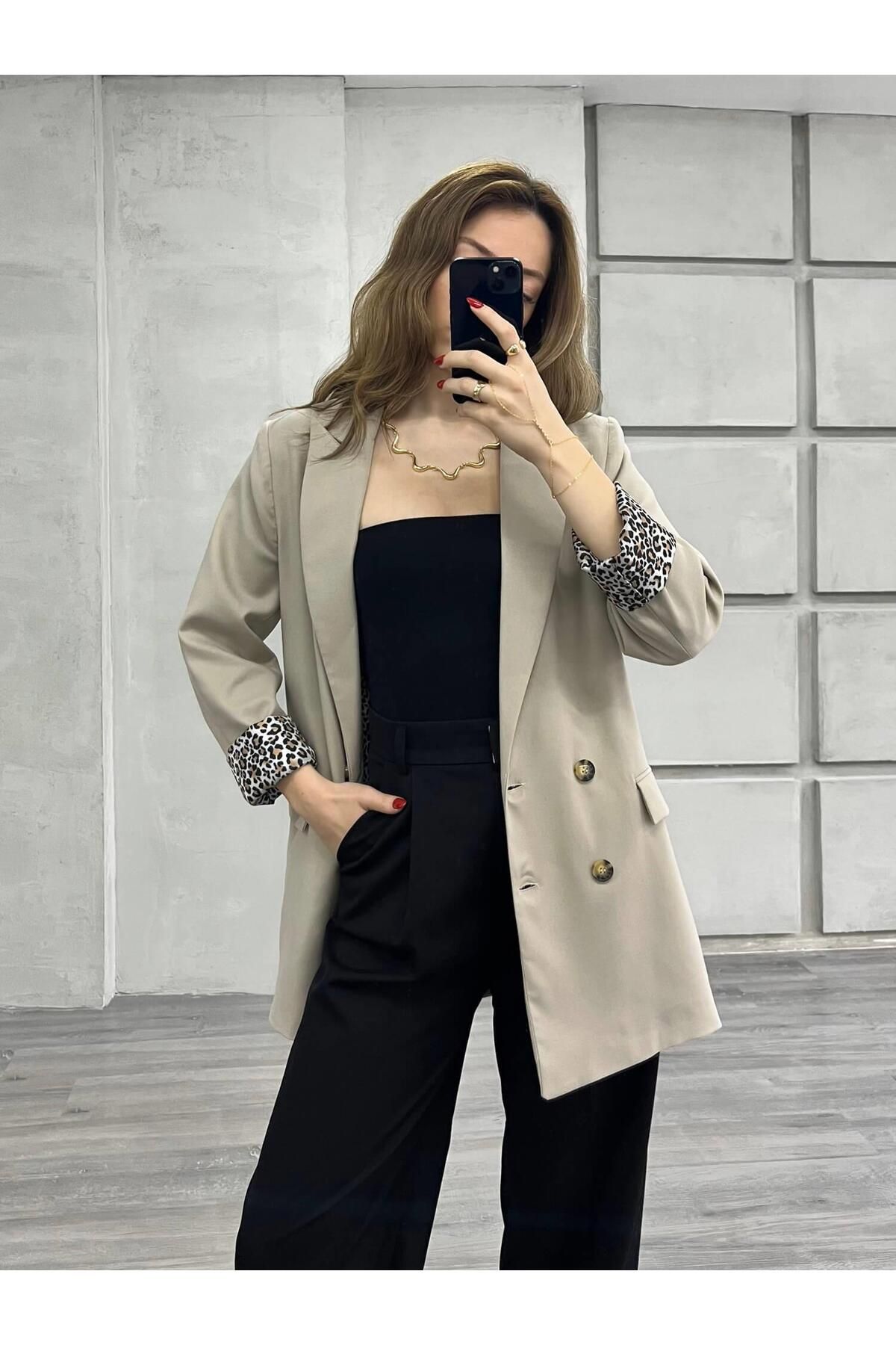 Coral Leopar Astarlı Kruvaze Ceket Taş
