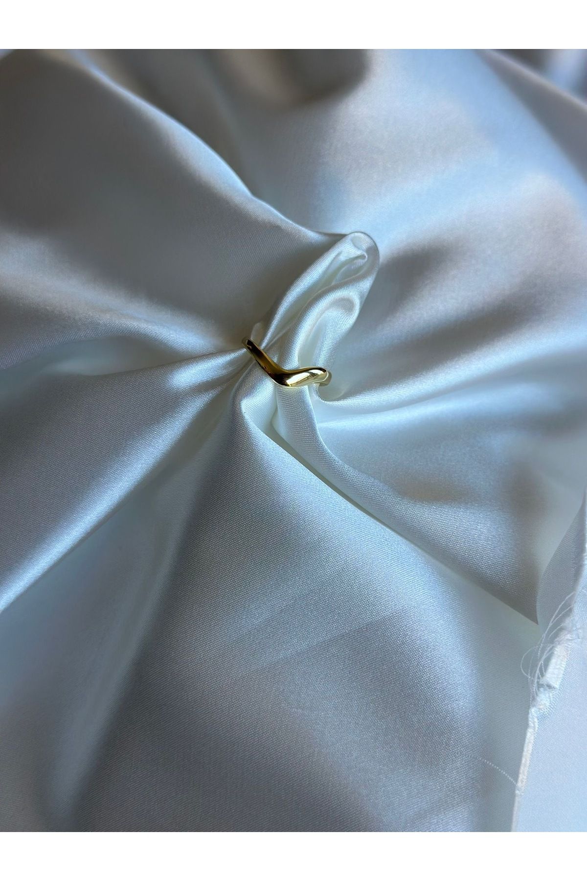 Noure Amour Gold yüzük