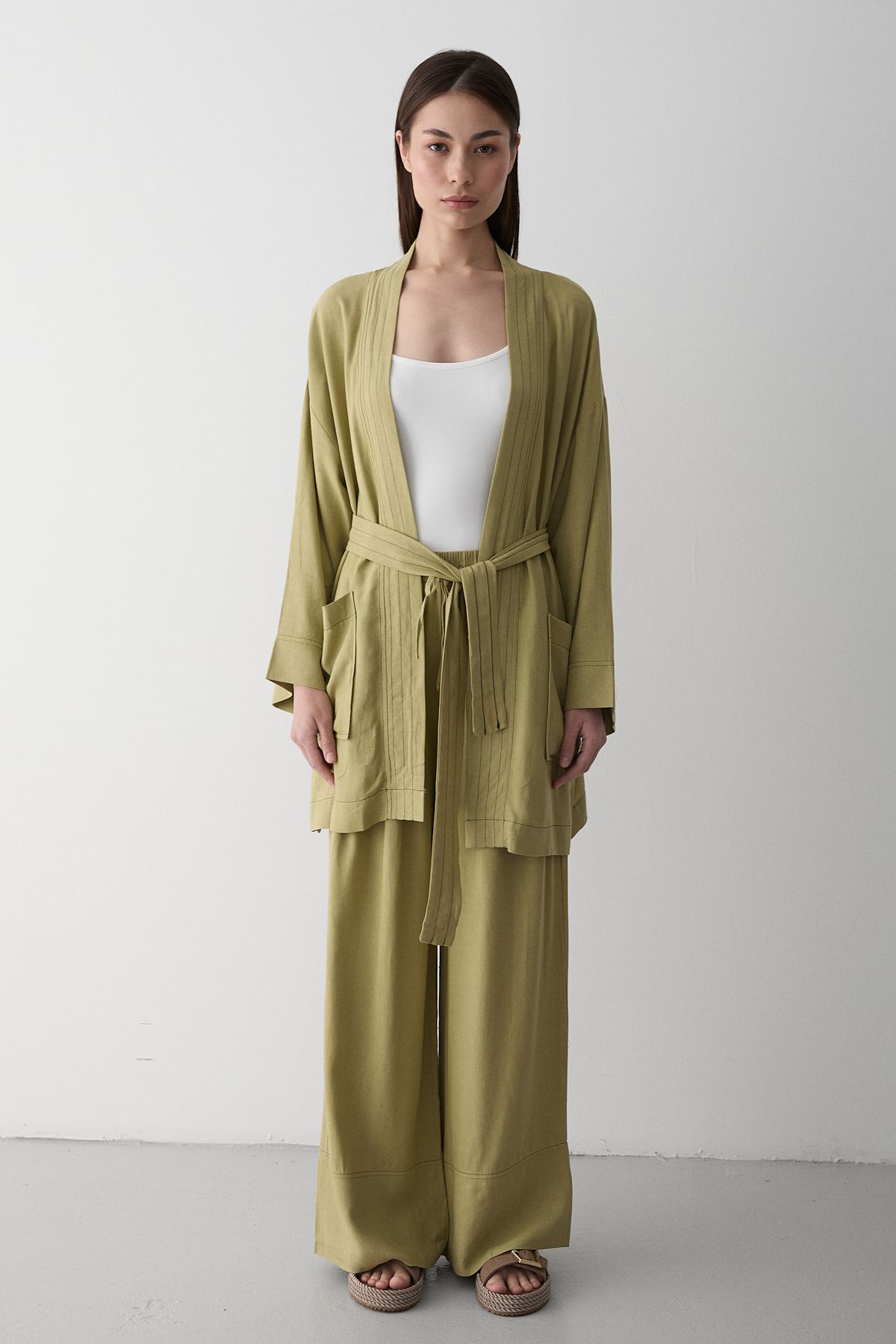 Laluvia Haki %100 Pamuk Cep Detaylı Kuşaklı Kimono Takım - 8491