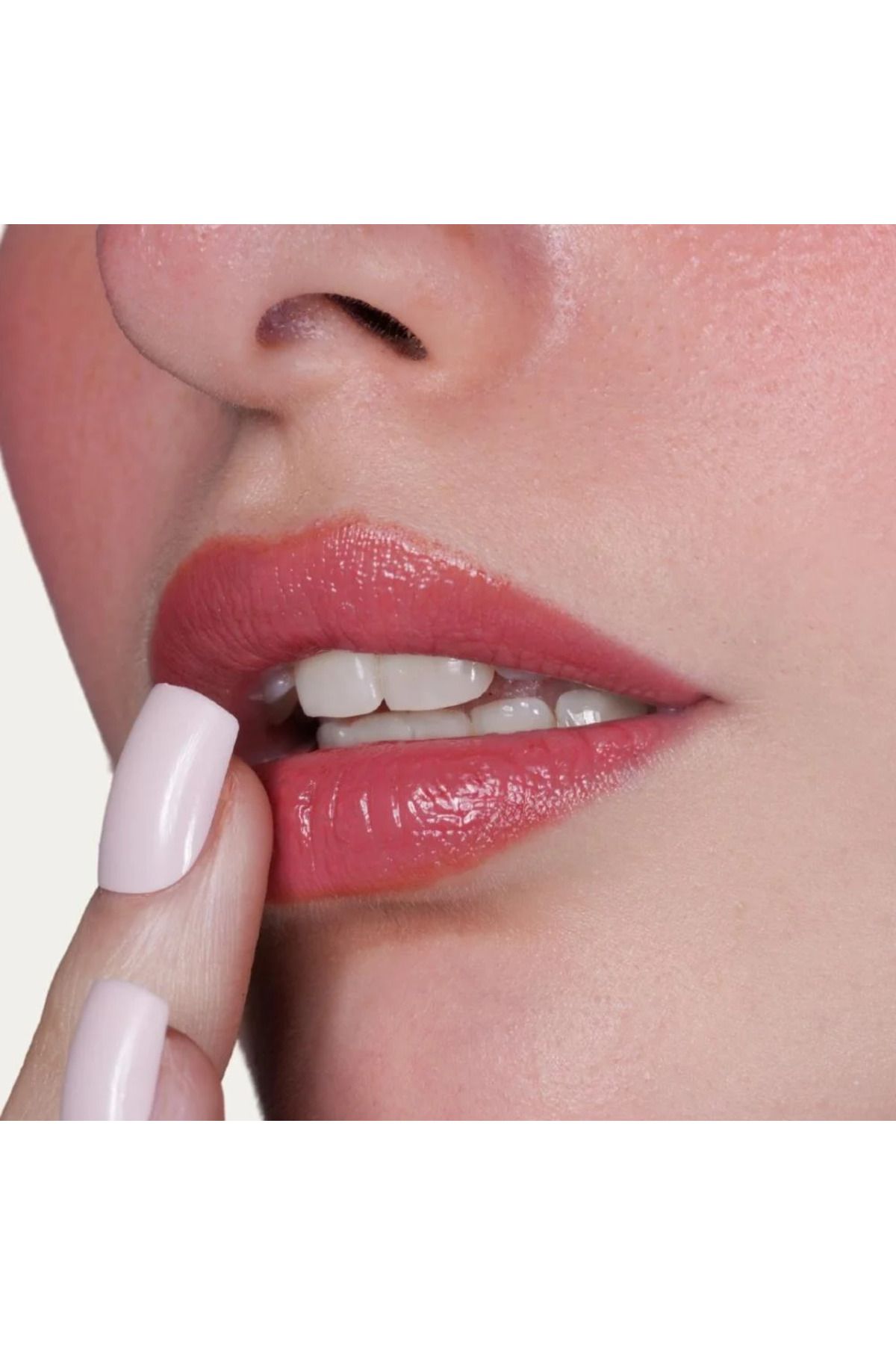 loça-Luca Red Lip Balm - 01 Mauve Over 3