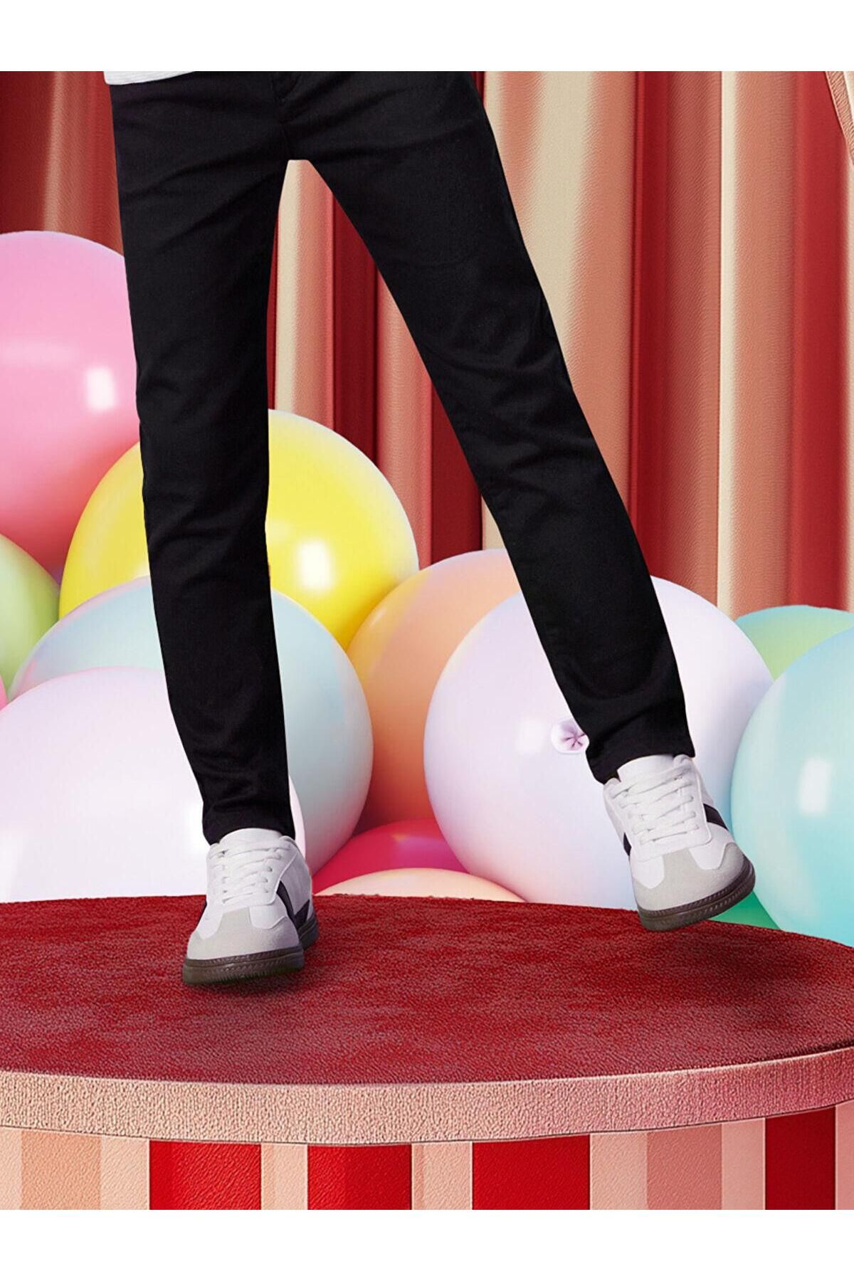 complete the look image