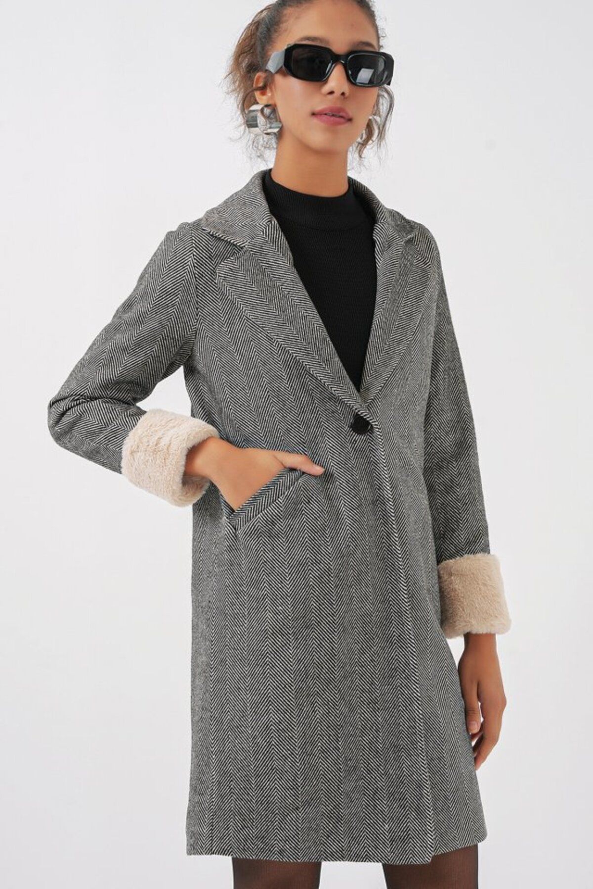 ASFSTORE 9085 Balık Sırtı Kaşe Kaban - C.Siyah