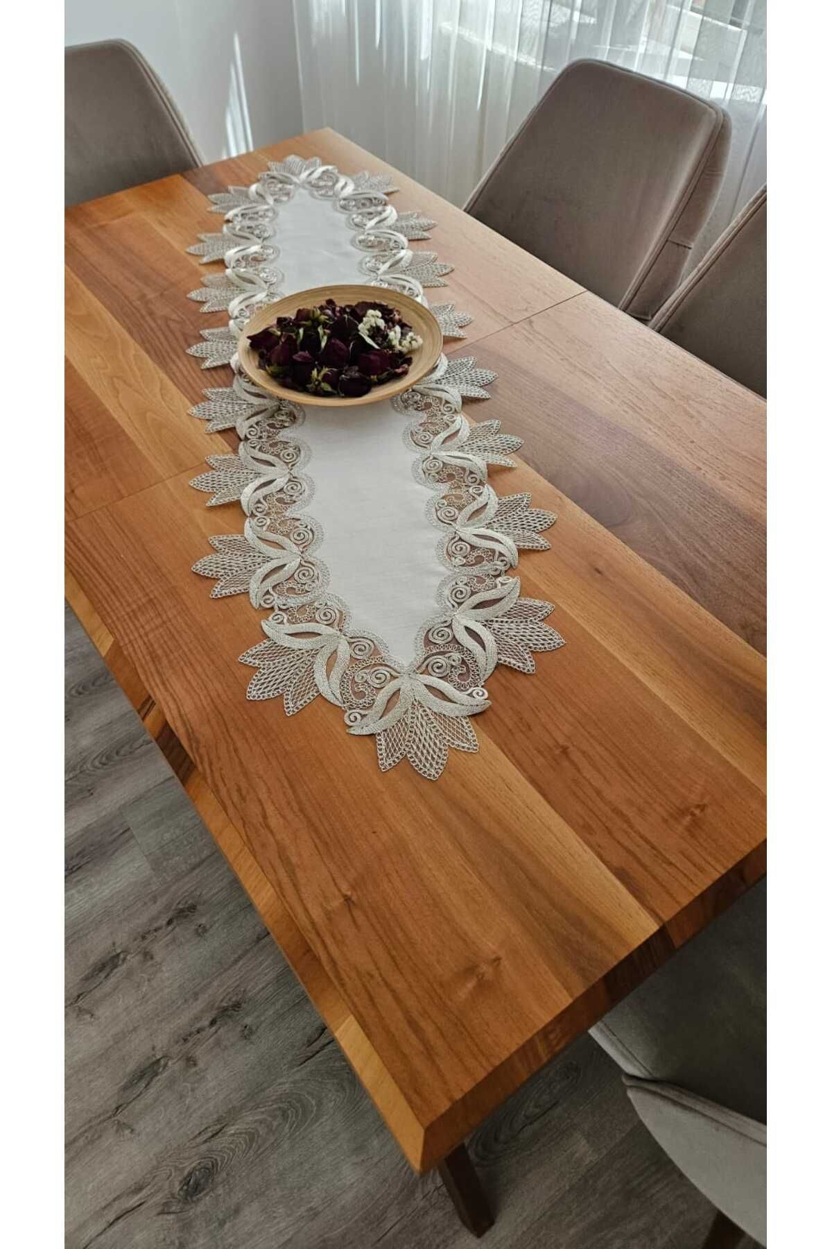 ZESA HOME Fransız Dantelli Keten Gardeya Lüx Runner