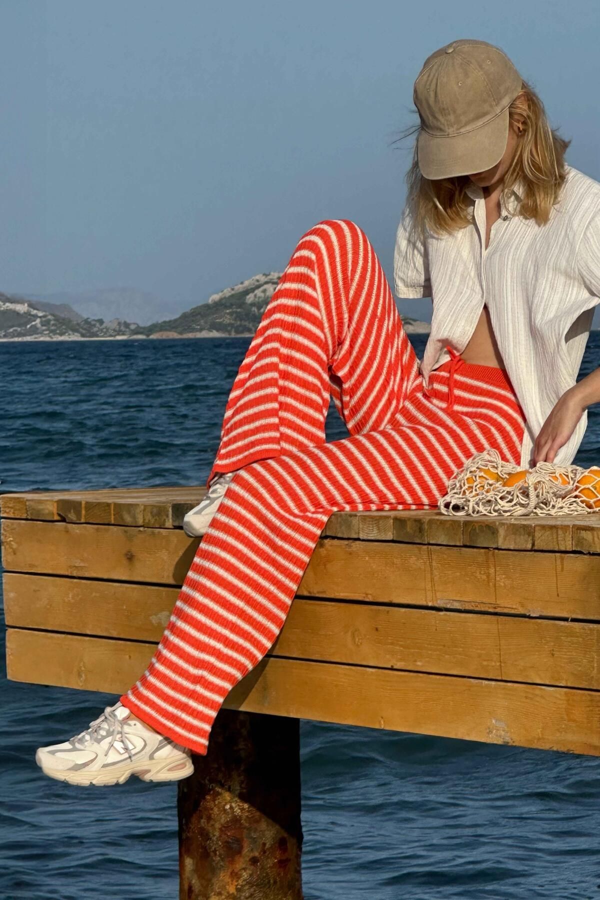CHUBA Kadın İspanyol Paça Triko Flare Fit Çizgili Desenli Pantolon Turuncu-Vanilya 25S3027