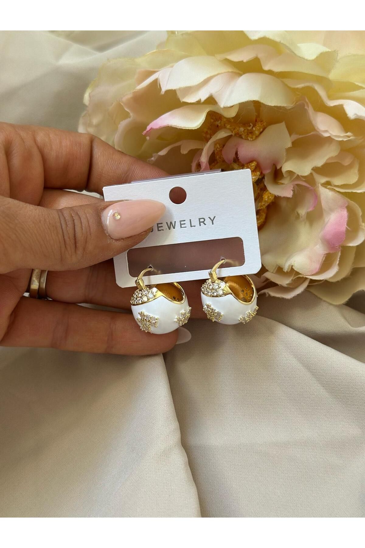 Liyajewellery Gold Beyaz Detaylı Taşlı Top Küpe