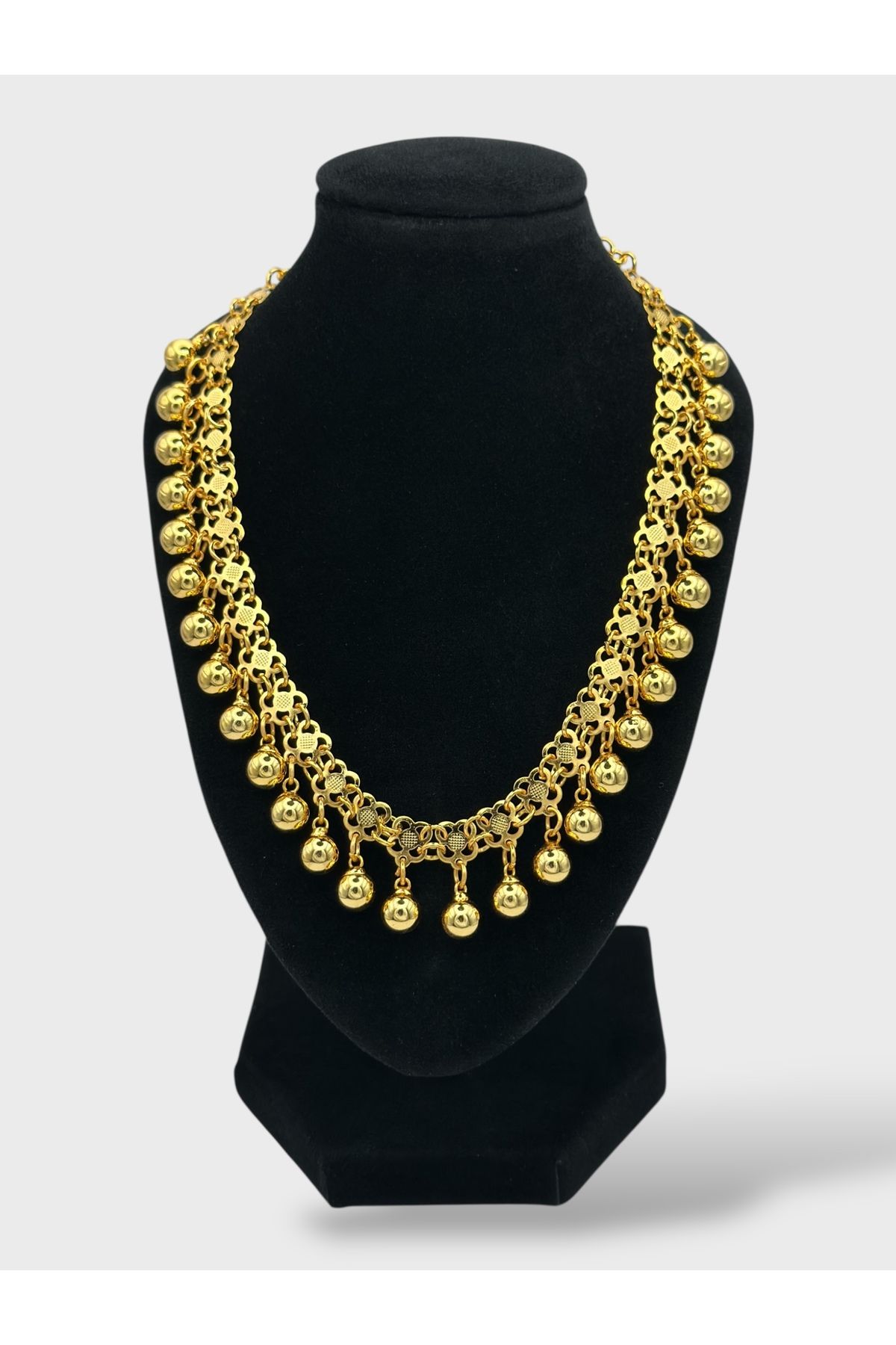 Arnes Jewelry Çelik 22 Ayar Altın Kaplama Büyük Toplu Kişnişli Kolye
