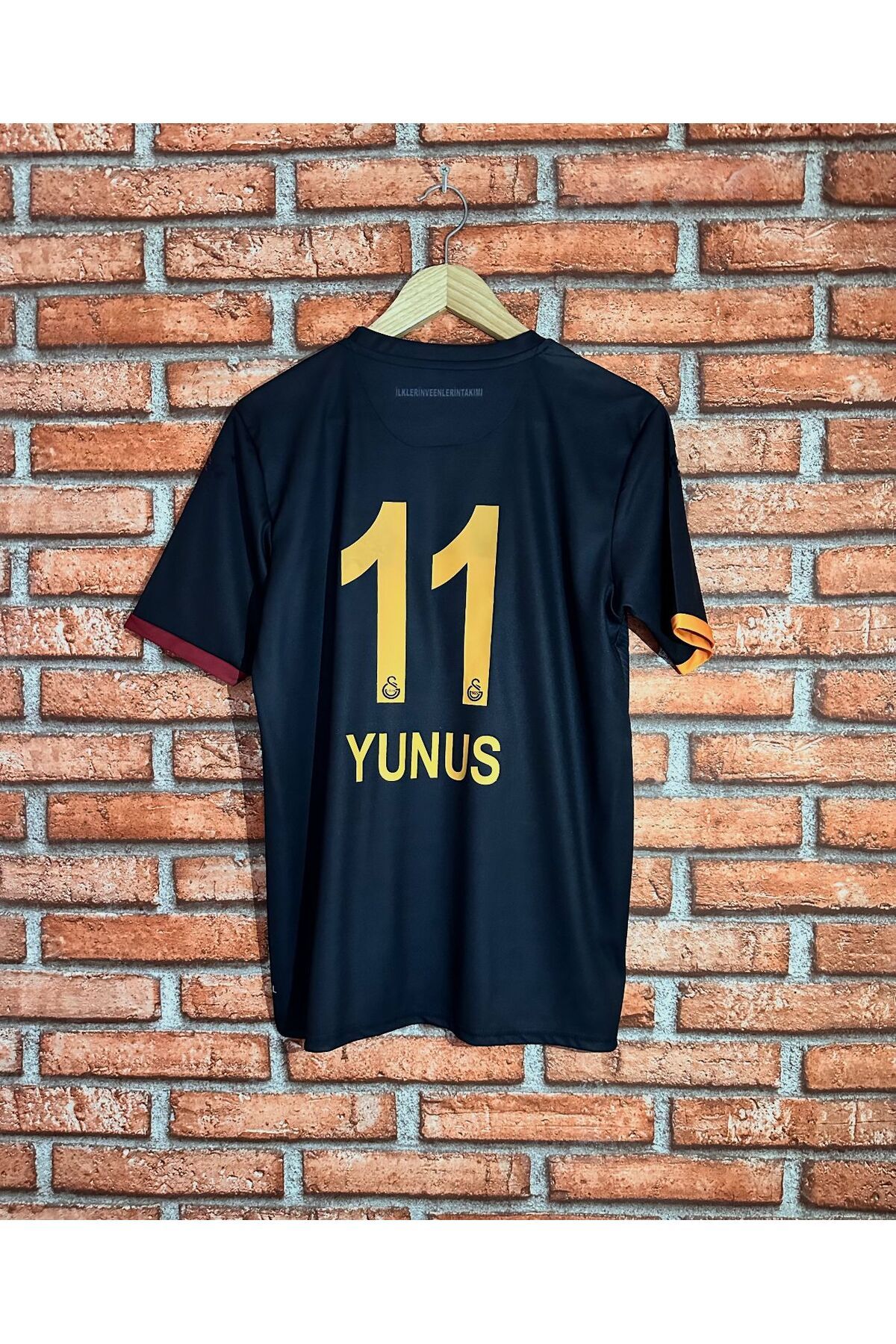 BYSPORTAKUS G'â.l.a.t.â.s.a.r.â.y 2024/25 Yeni Sezon Siyah Yunus Akgün Özel Forması