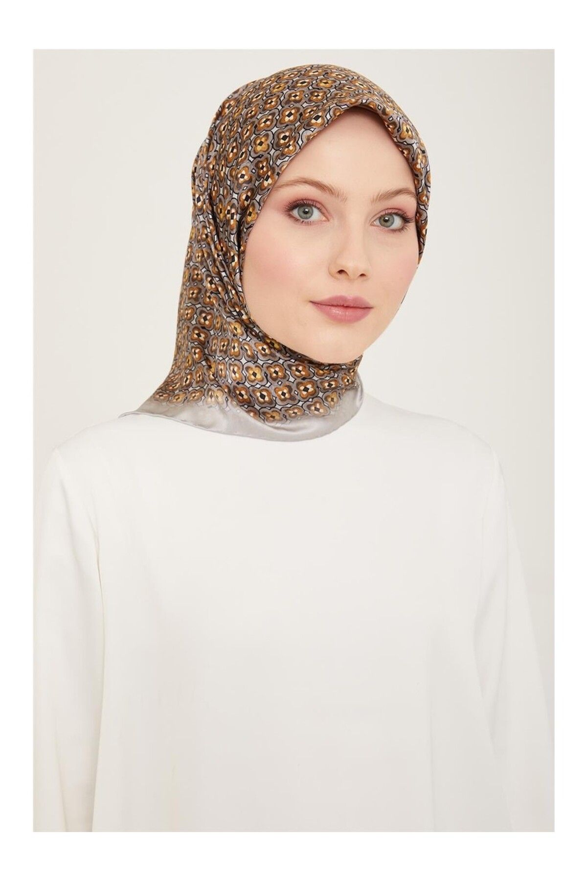 Armine Sura İpek Eşarp 9134D (S ) 90 x 90 Gri - 38