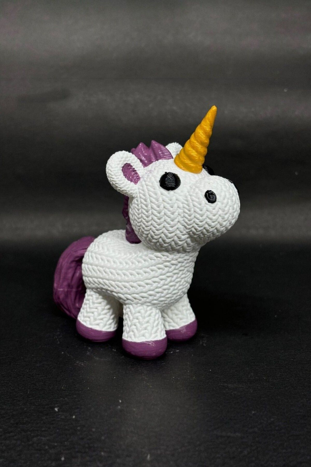 MARKENZO Örgü Unicorn Anahtarlık – Sevimli Tek Boynuzlu Figür | Renkli Fantastik Aksesuar