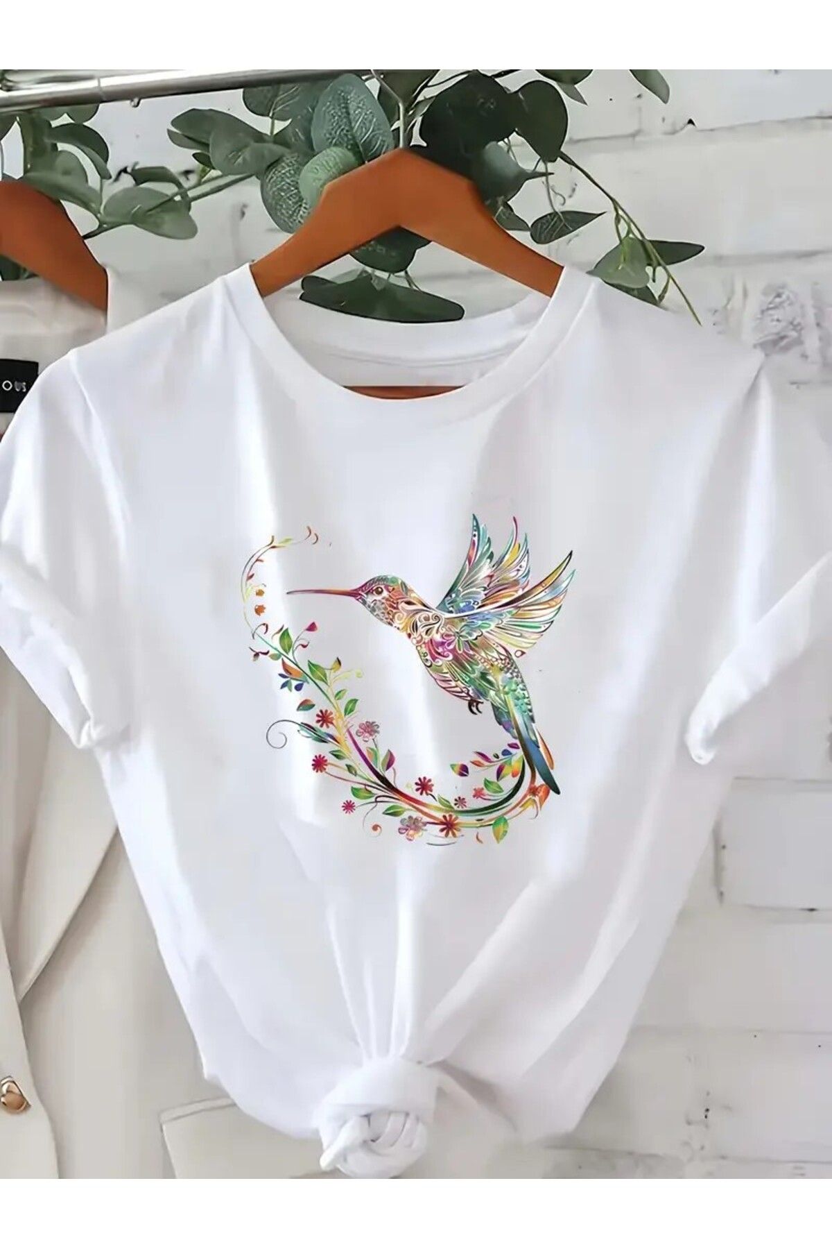 LEIVOR Sinek Kuşu Özel Tasarım Baskılı Kadın T-shirt