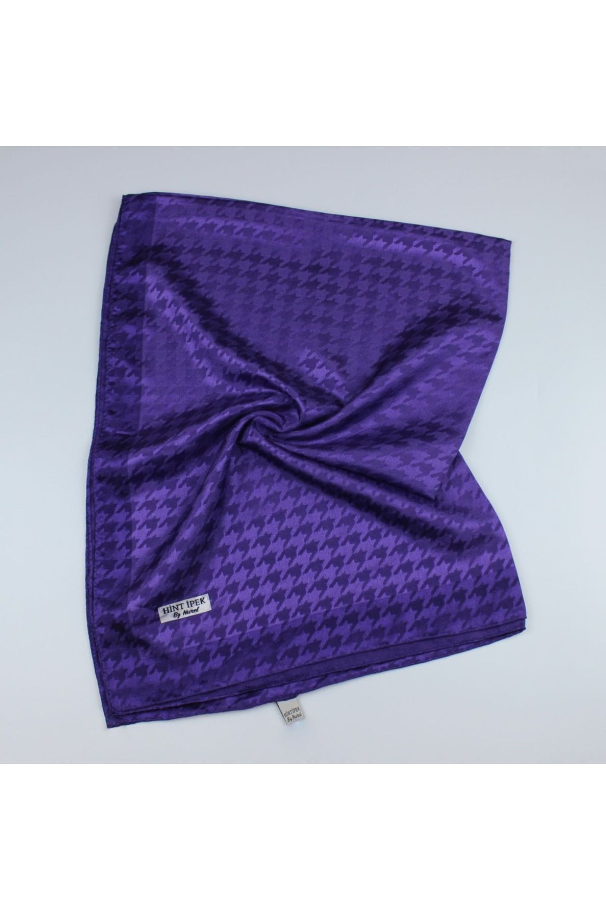 Butik Hintipek Kazayağı Desen Jakar Şal Monogram