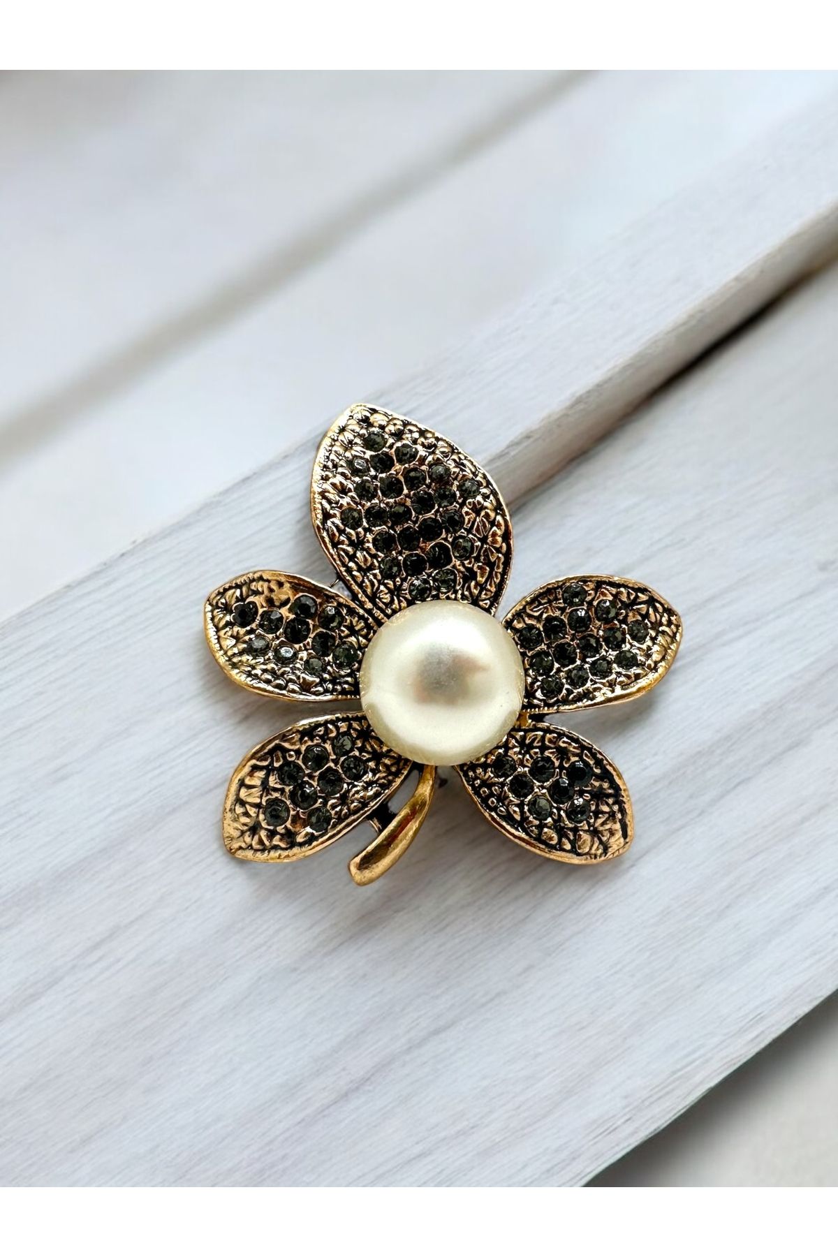 FUYA JEWELLERY Çiçek Broş