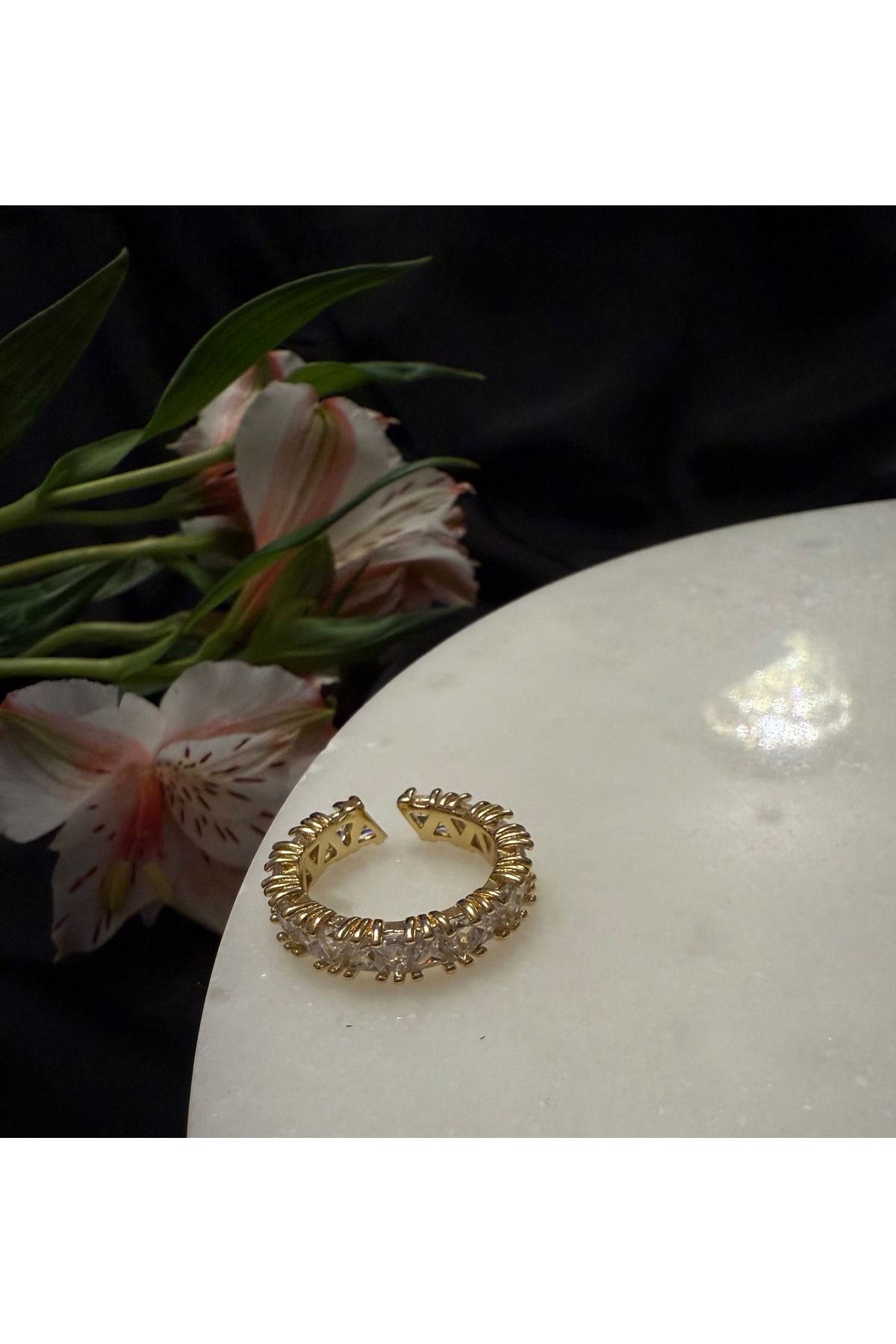 Noure Amour Zirkon Taşlı Gold Renkli Yüzük