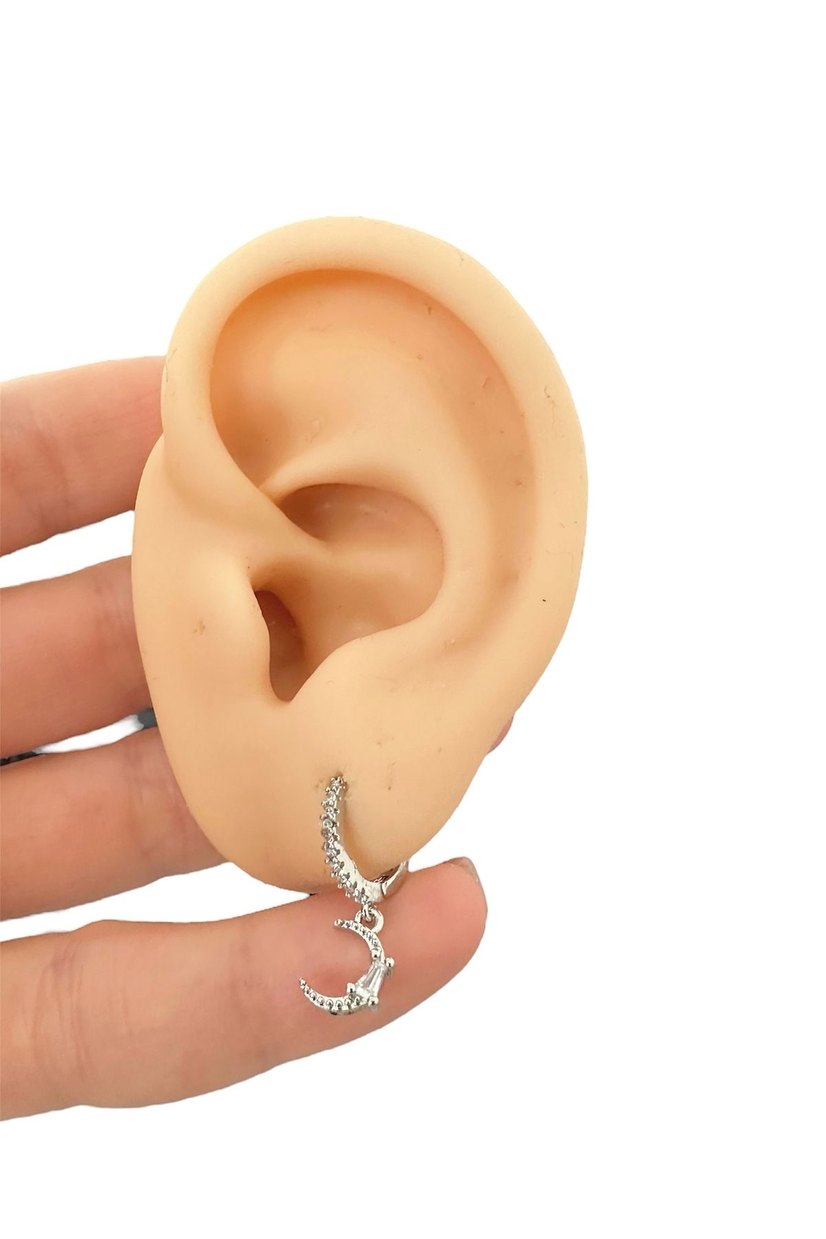 My Bellas Jewels Cerrahi Çelik Zirkon Sallantılı Taşlı Halka Tragus Piercing, Helix, Flat, Conch, Lobe (1 Adet)