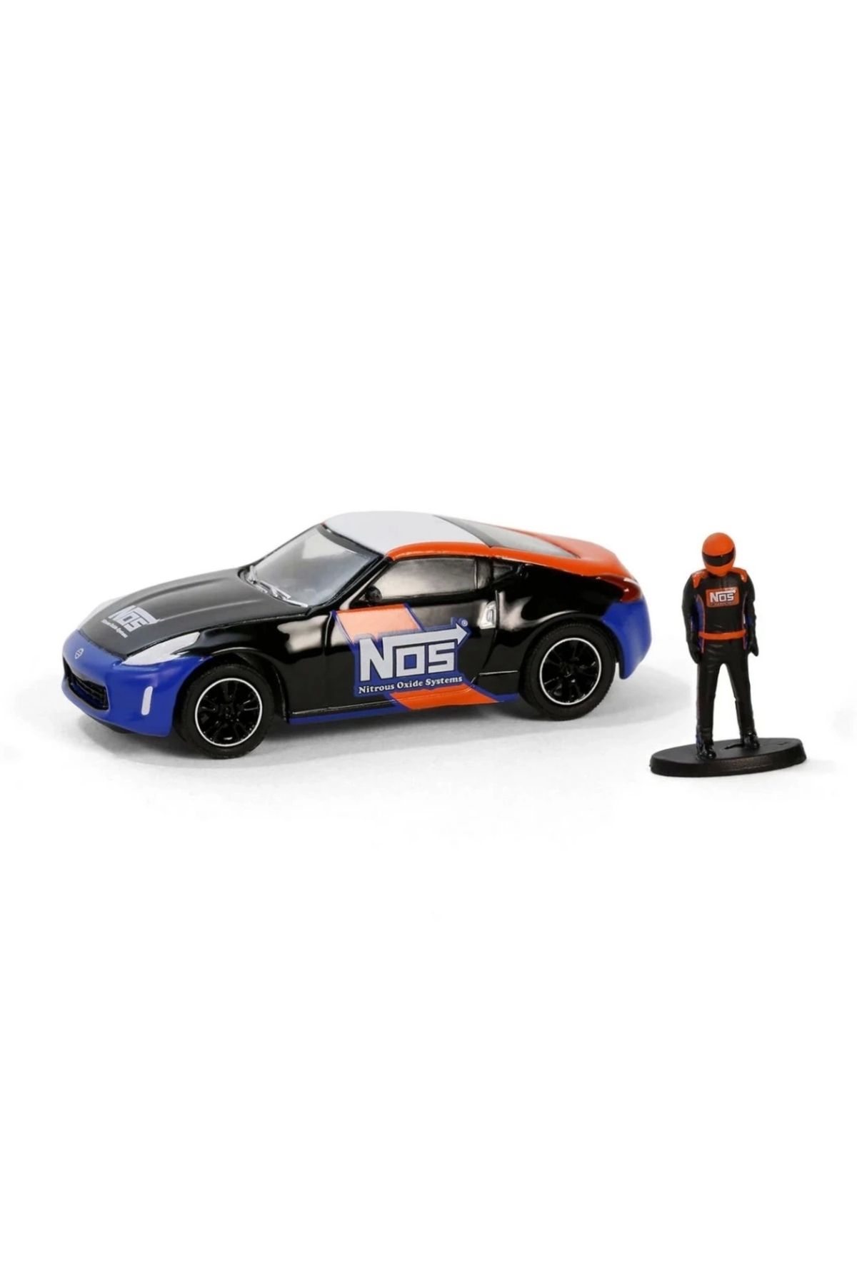 Eng Nessiworld Greenlight 1/64 The Hobby Shop Series 16- 2020 Nissan 370z with Race Car Driver