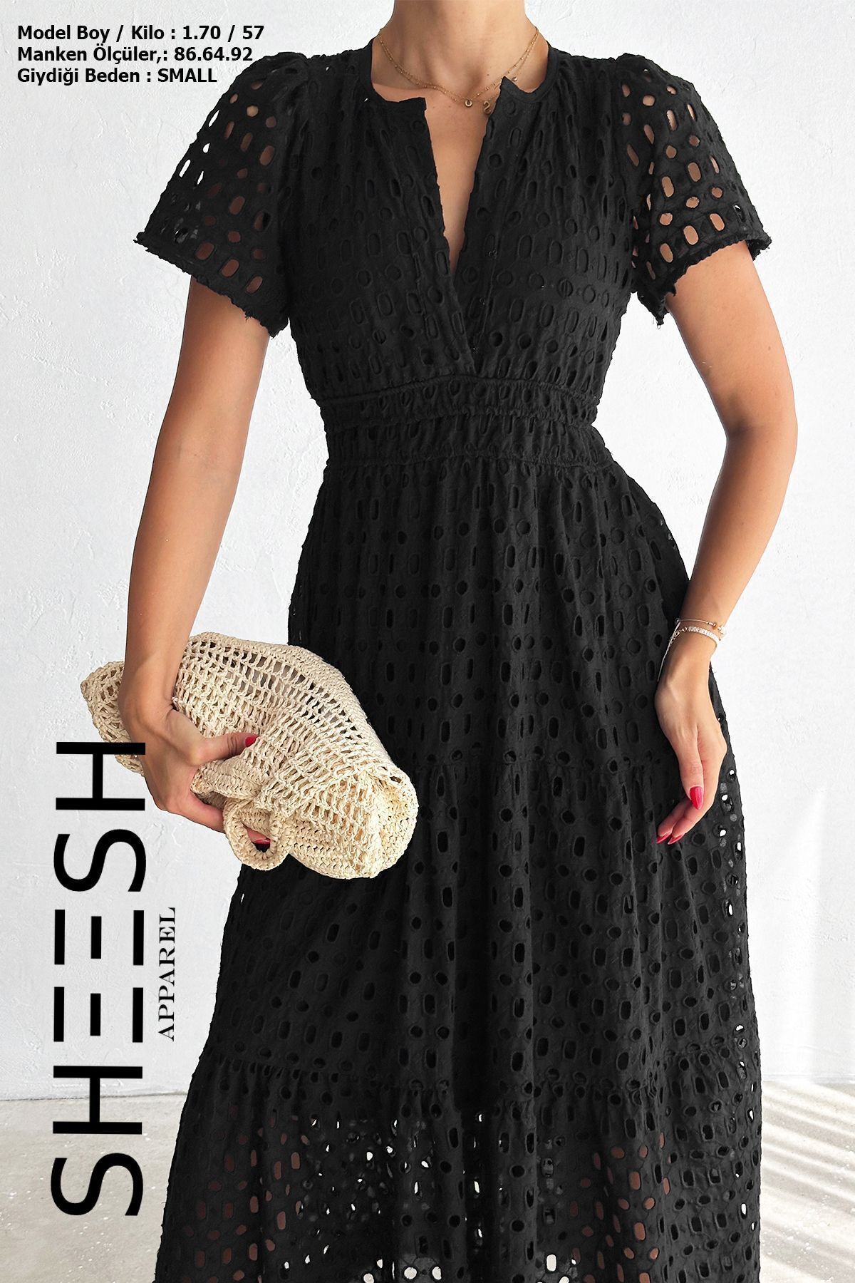 SHEESH APPAREL-Μακρύ μαύρο φόρεμα - με διάτρητη και λεπτομέρεια φιστό 6