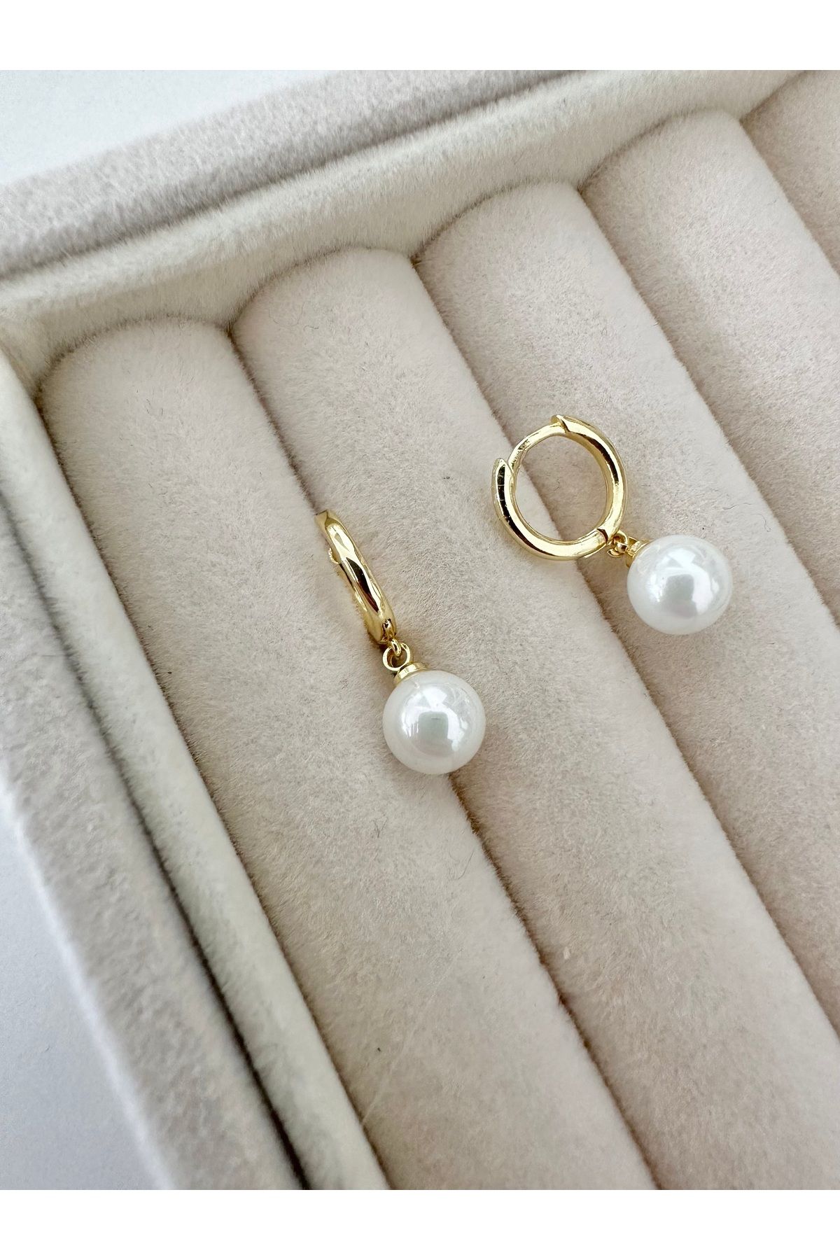 My Bellas Jewels Cerrahi Çelik Zirkon Sallantılı İnci Halka Tragus Piercing, Helix, Flat, Conch, Lobe (1 Adet)