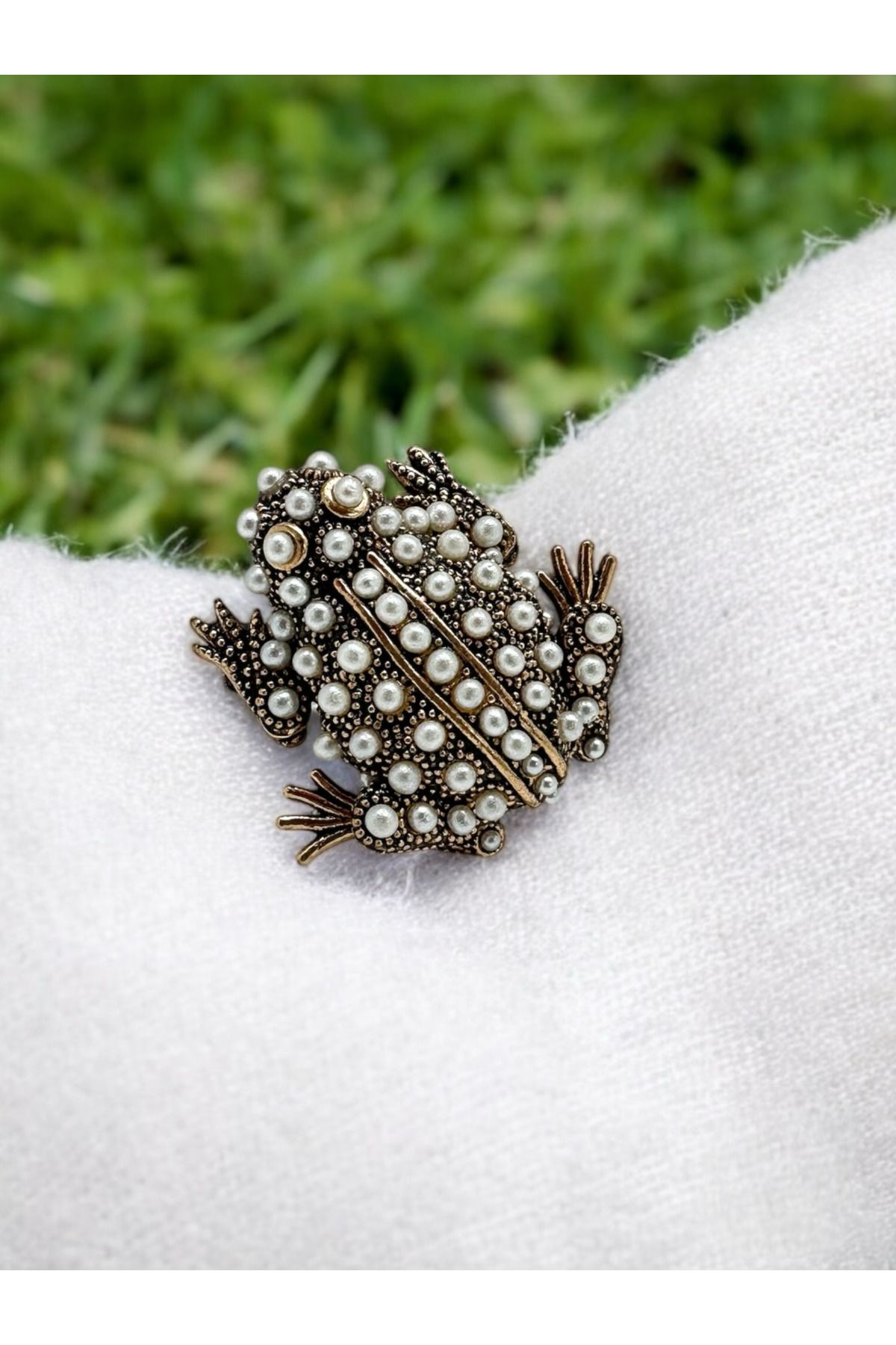 FUYA JEWELLERY Kurbağa Broş