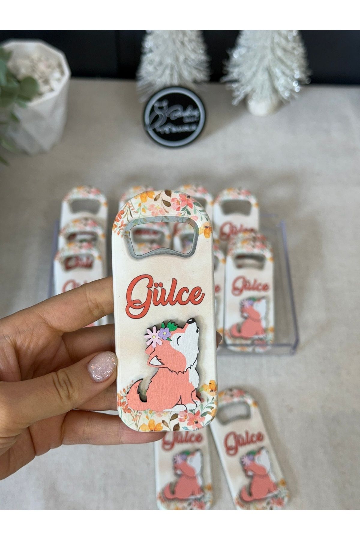 Baykuş Craft Mimarlık 3 Boyutlu Kabartmalı Yeni Doğan Mevlid Hediyelik Bebek Açacak Magnet-Kız Pembe Kurtlu-Toplam 20 Adet
