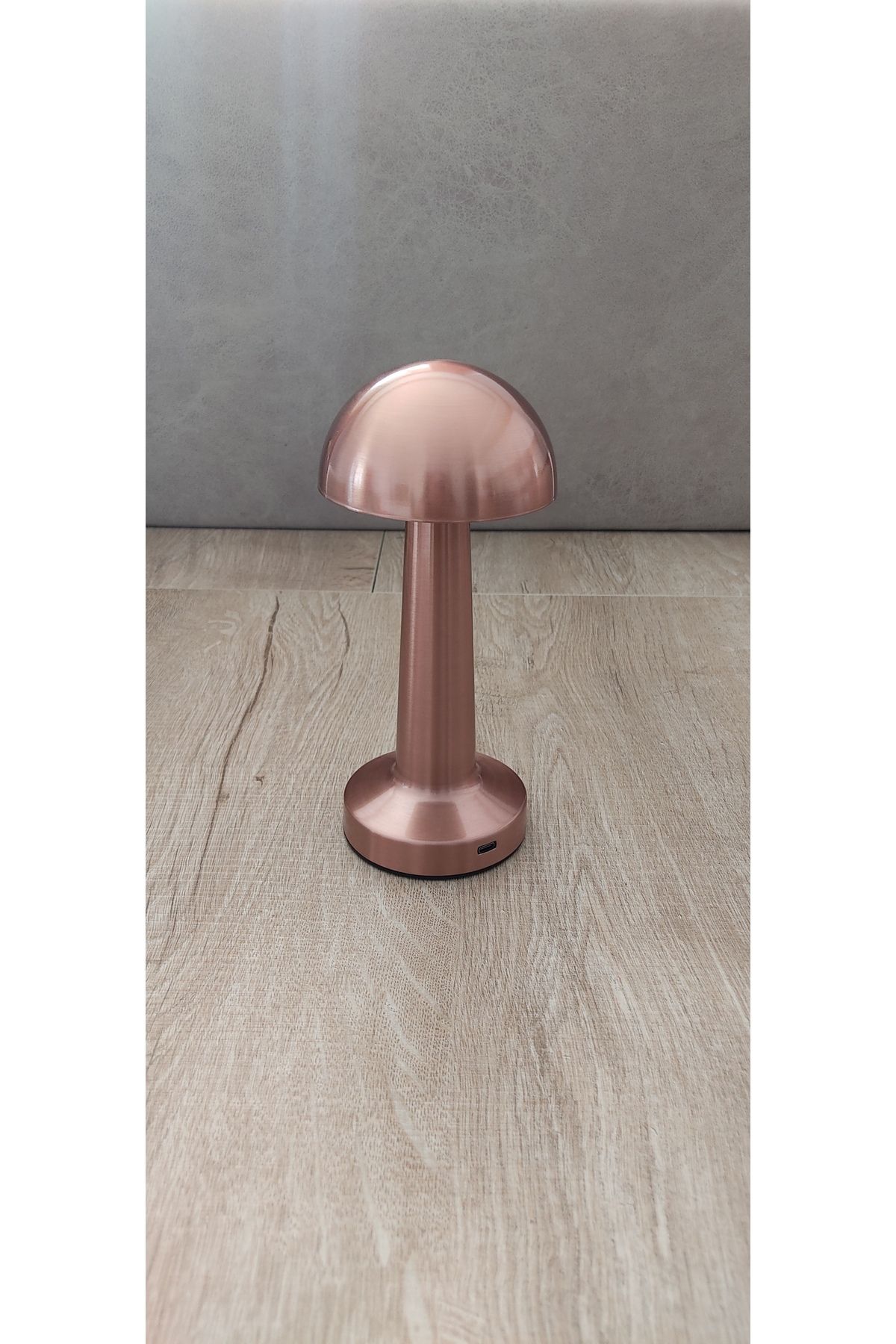 Caglastore Cata Lizbon 3 Renk Işık Modlu Şarjlı Dim Edilebilir Metal Dekoratif Masa Lambası Ct-8430 Bakır
