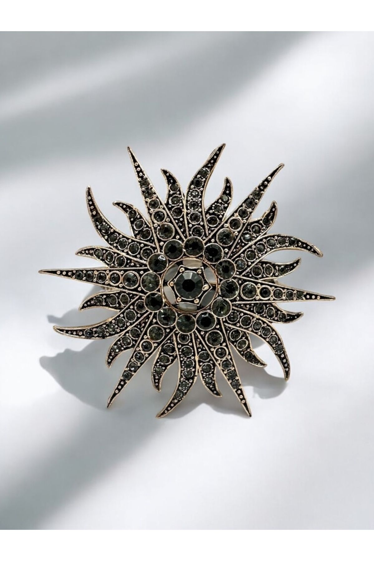FUYA JEWELLERY Güneş Broş