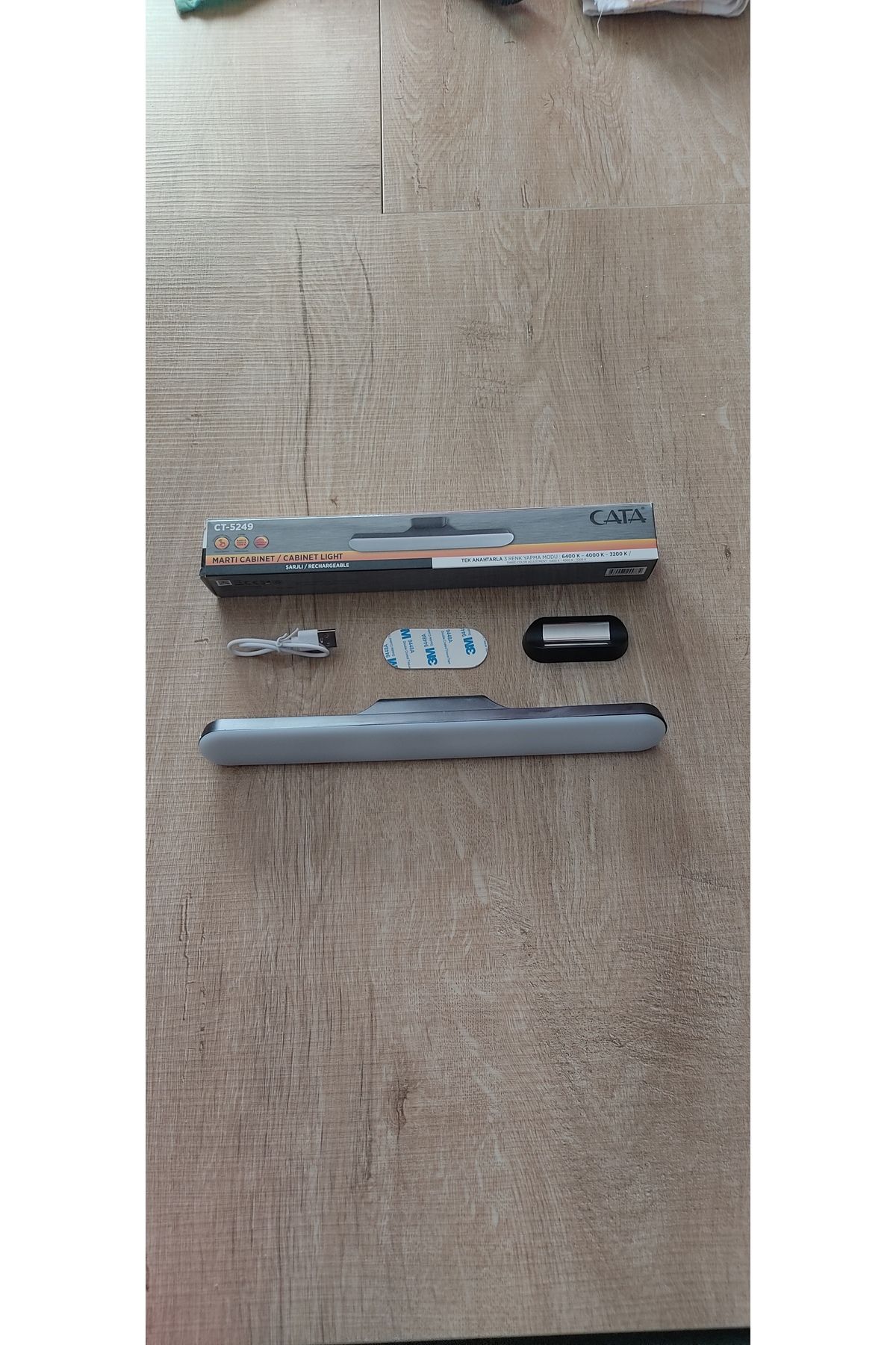 Caglastore Cata ŞARJLI, DOKUNMATİK, DİMMERLİ, 3 FARKLI IŞIK RENGİ + ÇAKARLI LEDLİ MASA BANYO DOLAP ALTI LED