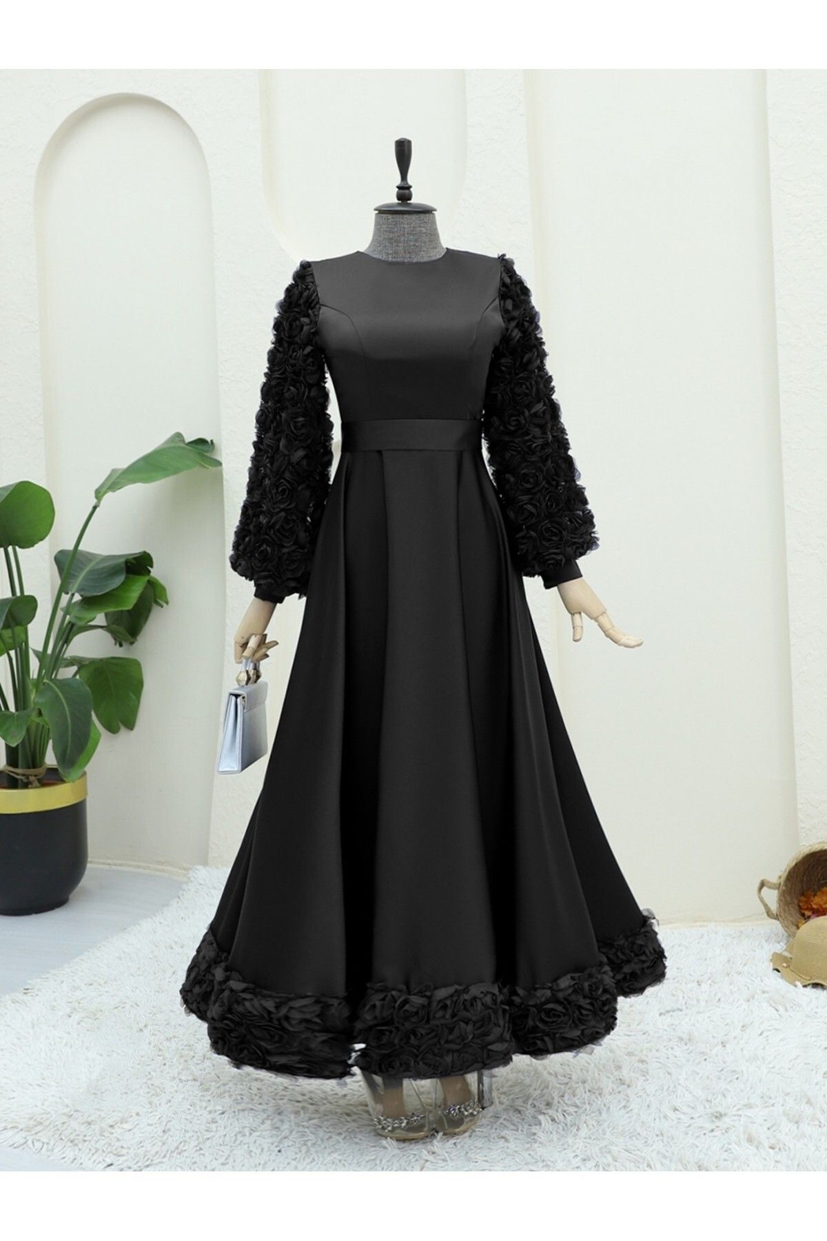 HİJABAYA Eteği Ve Kolları Gül Detaylı Saten Abiye