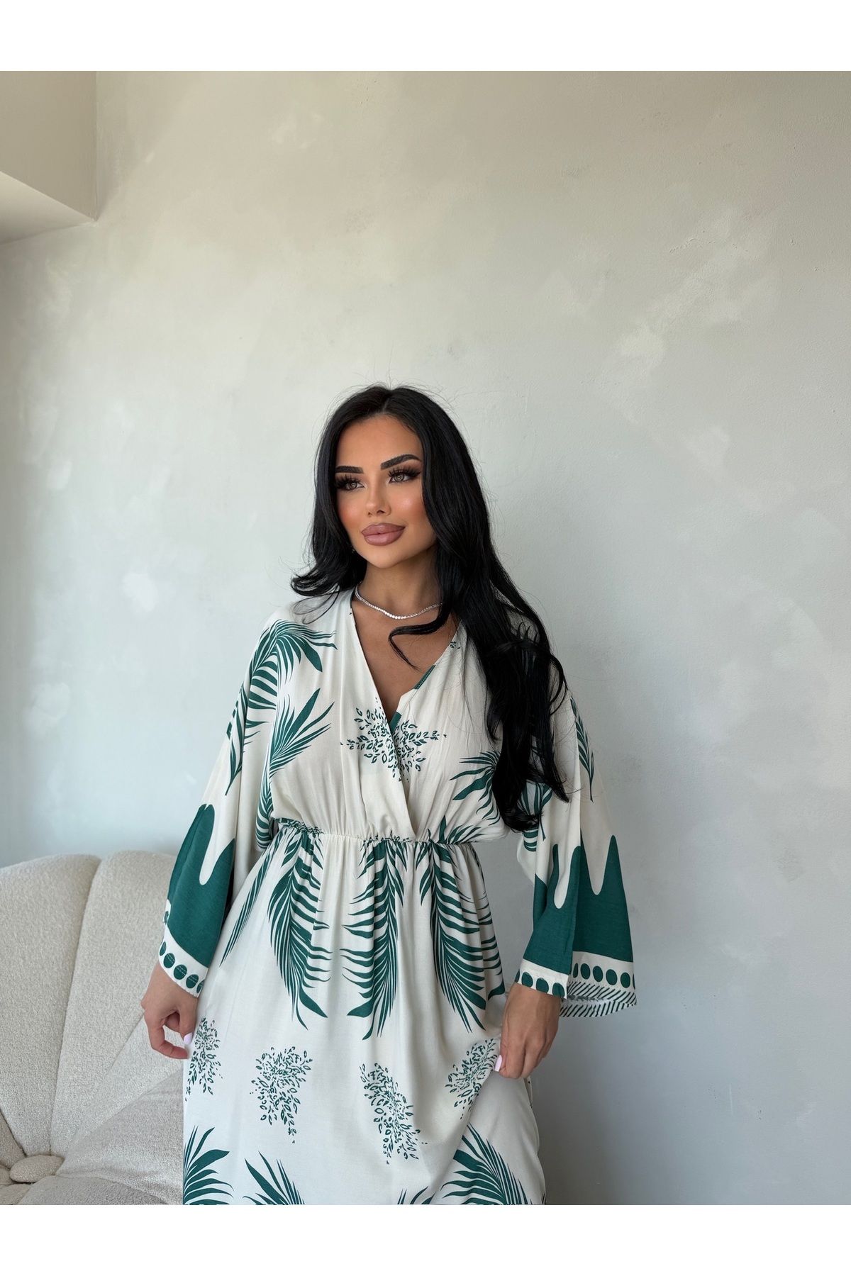 kamacibutik Kruvaze Yaka Viskon Kumaş Çiçek Desenli Elbise