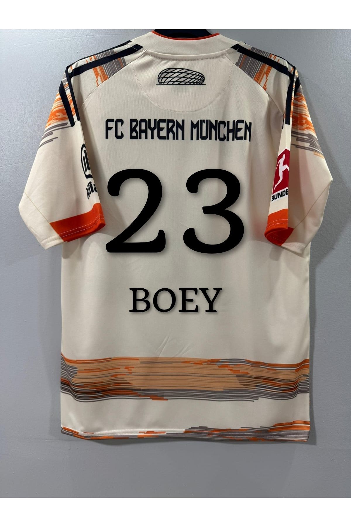 Lion Spor B'ayern M'ünih 2025/26 Yeni Sezon S'acha B'oey Deplasman Forması