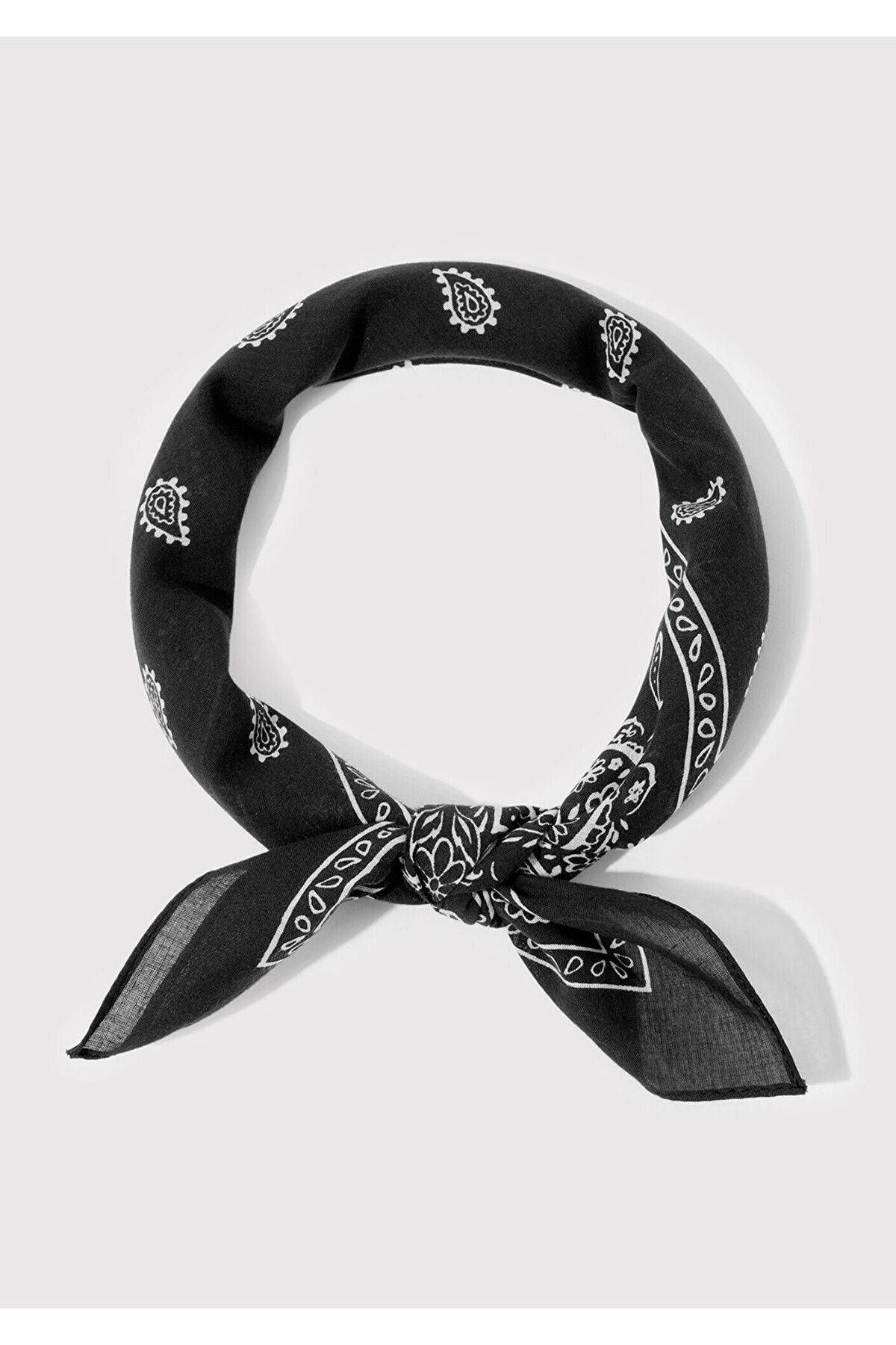 Mavi-Schwarzes Bandana – bedruckt, Modell 1911810 -900 3