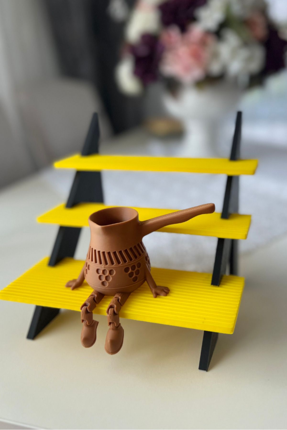 lina hobby Dekoratif Oturan Cezve Figürü - Türk Kahvesi Temalı Masaüstü Süs ( 10 cm)