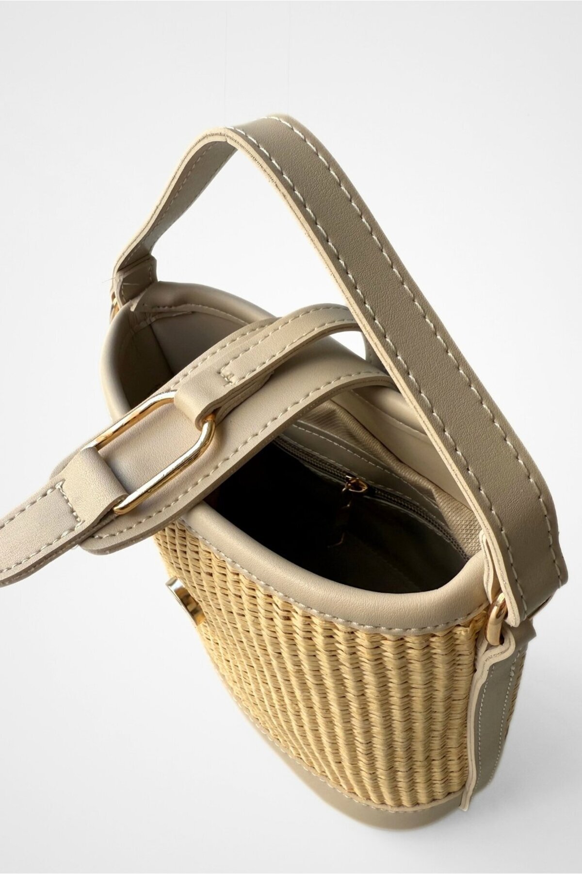Yuka Atelier Solis Faux Leather Detailed Cross-Use Mini Straw Hand