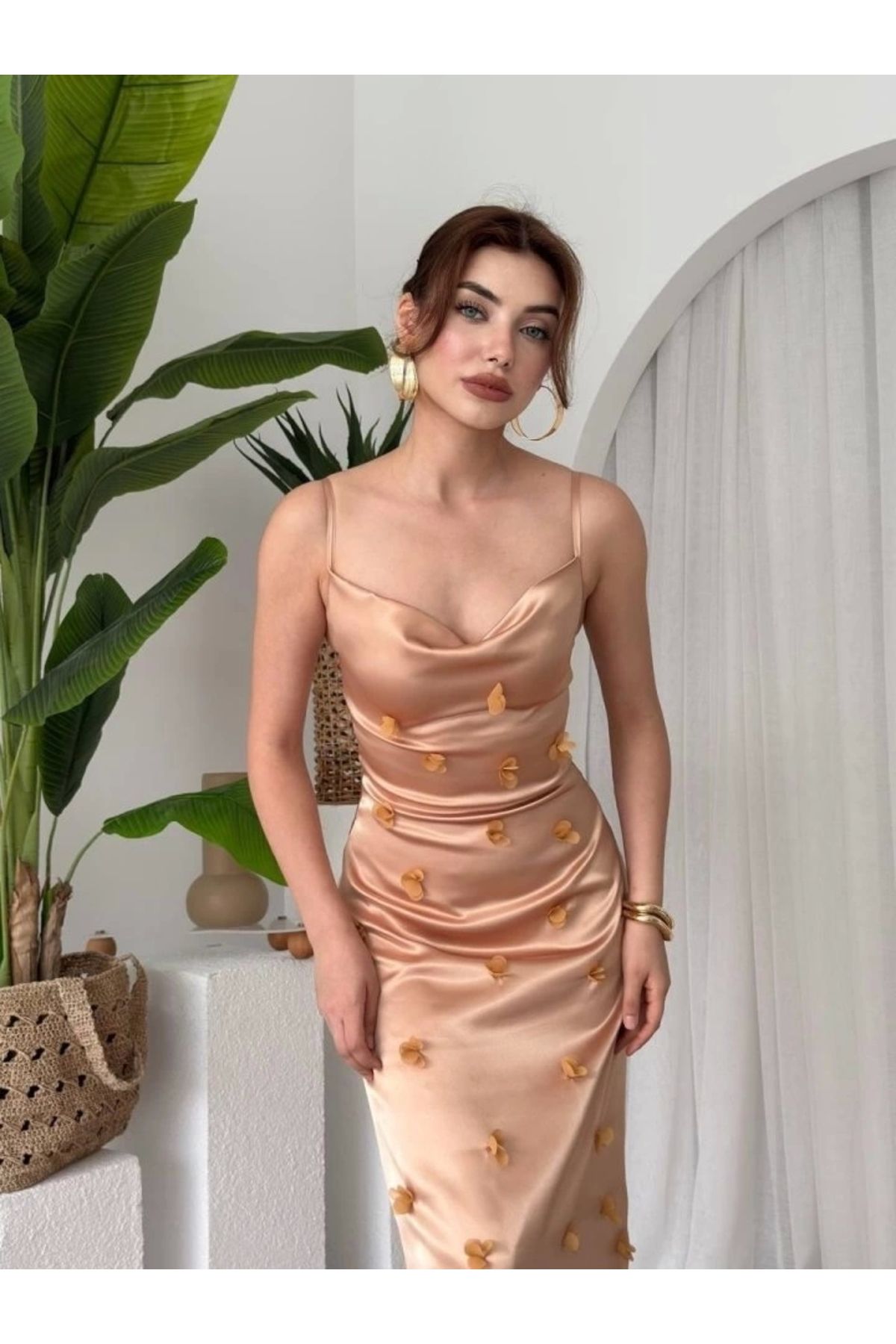 nedo7 Dora Çiçek Detaylı Elbise