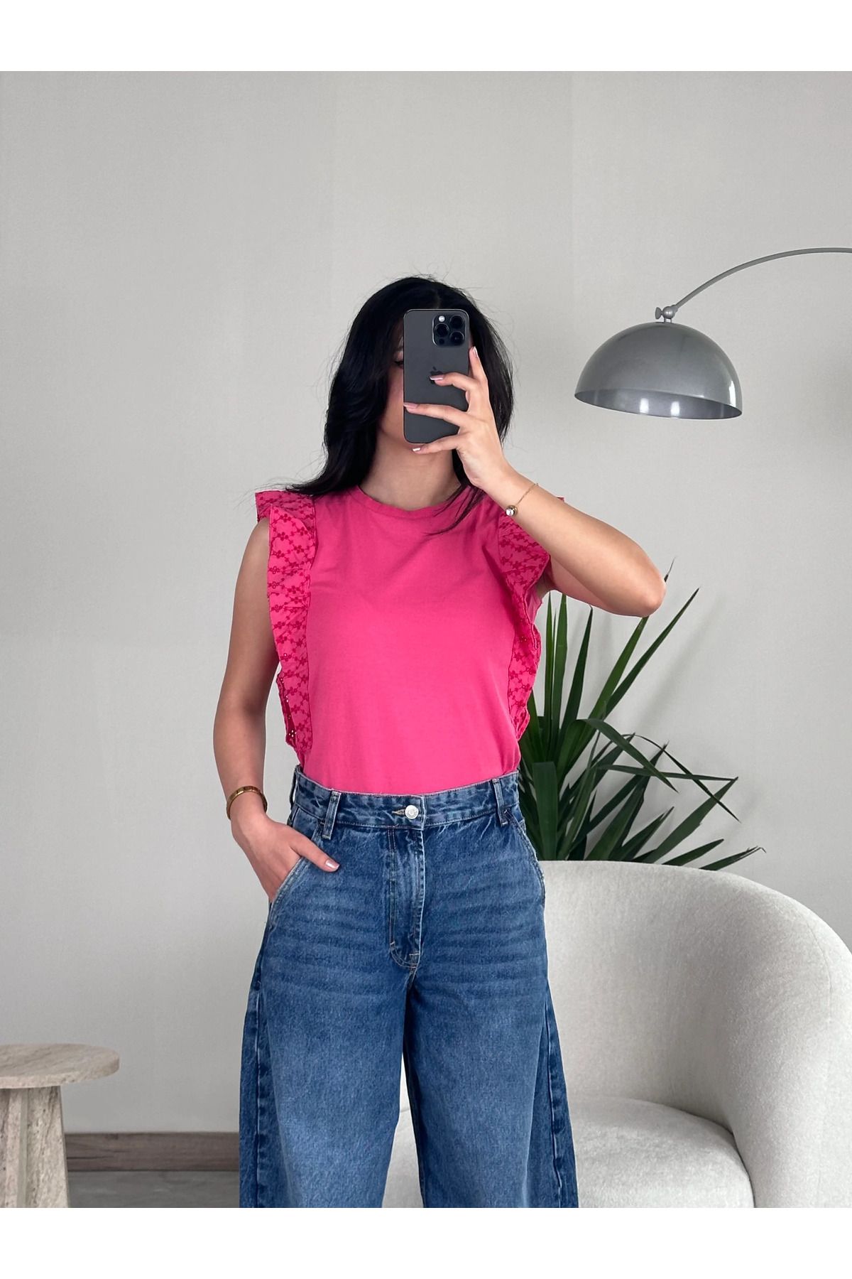 Kyra Studios 0002 Muadil Pembe Kol Dantel Detaylı T-shirt