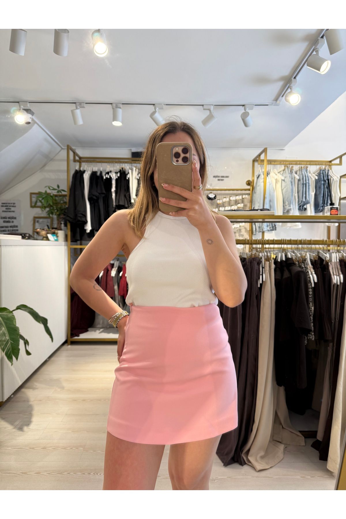 Boutique Mint Beyaz Şort Etek