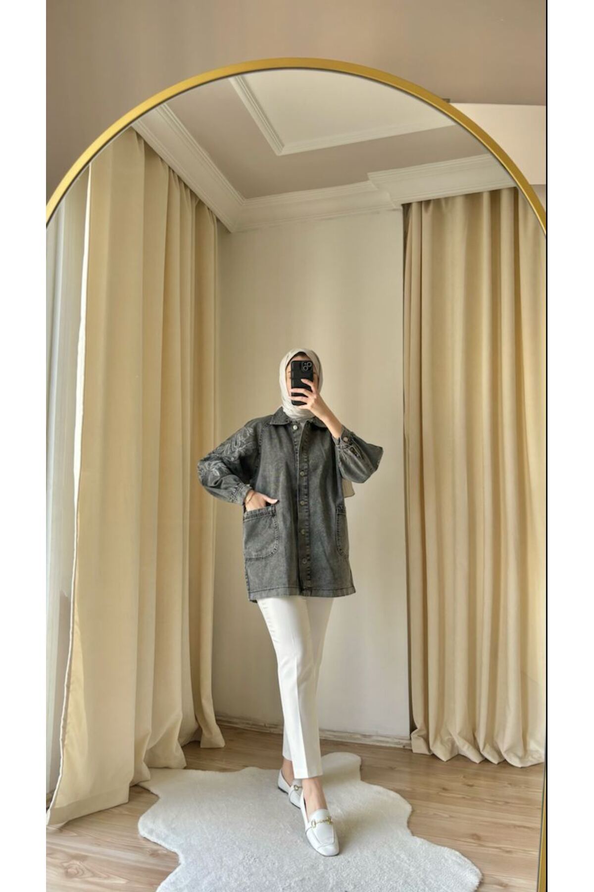 Suede Style  8982 - Kolları ve Arkası Nakış Detaylı Rahat Şık Kadın Kot Ceket - Görsel 3