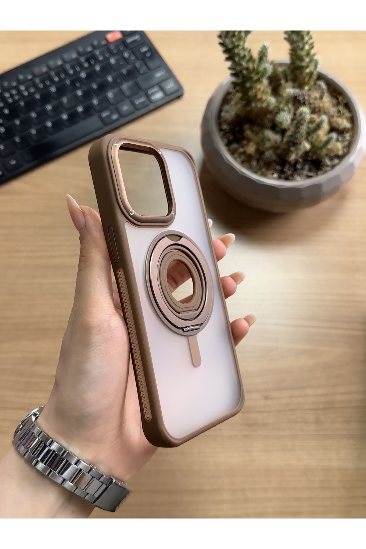 MTL iPhone 14 Pro Max Standlı Ve Yüzüklü MagSafe Kılıf Soocase721