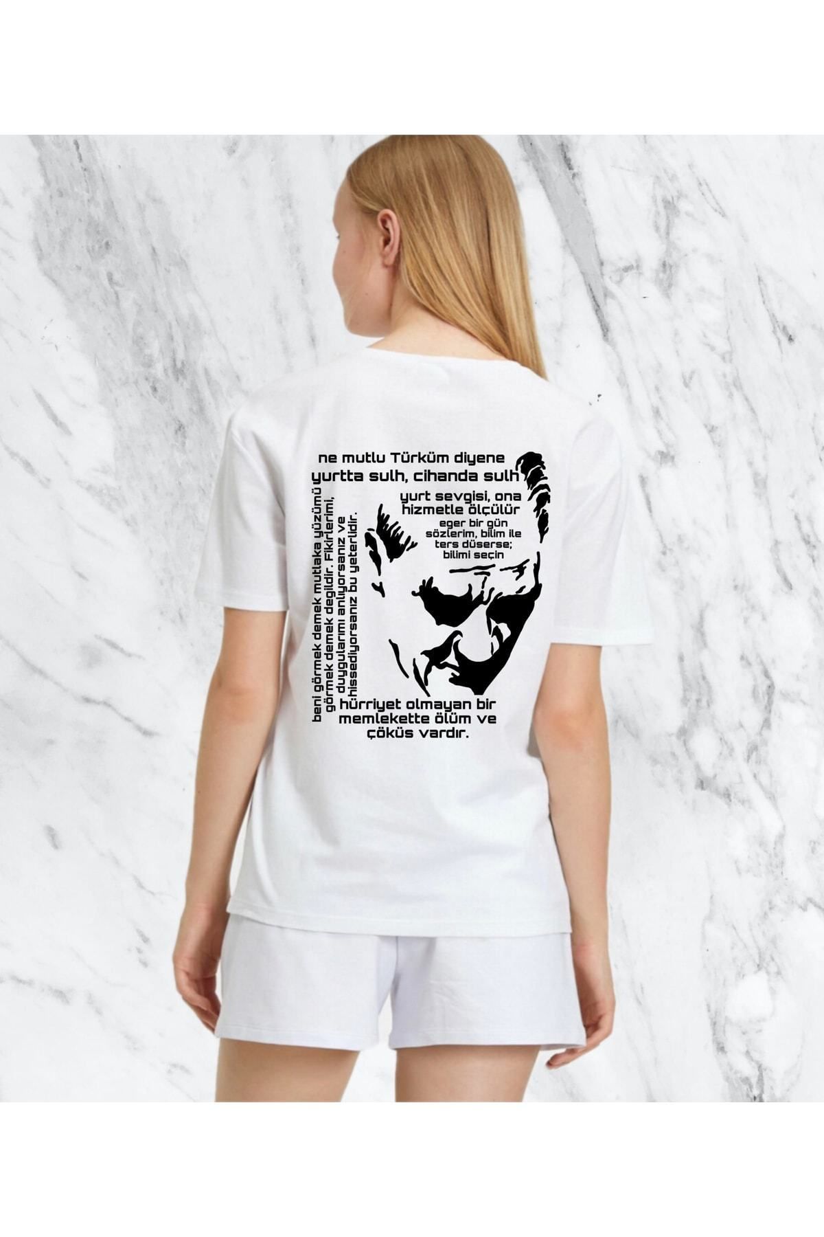 donamod Kadın Atatürk Sırt Baskılı Beyaz Regular Tshirt