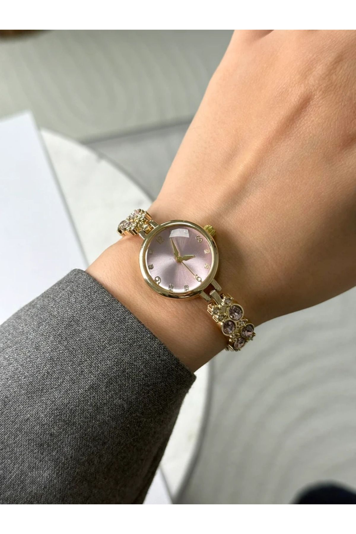 RoseandRoses Connel Yuvarlak Kasa Taşlı Kordon Kadın Kol Saati Gold (Pembe Kadran)
