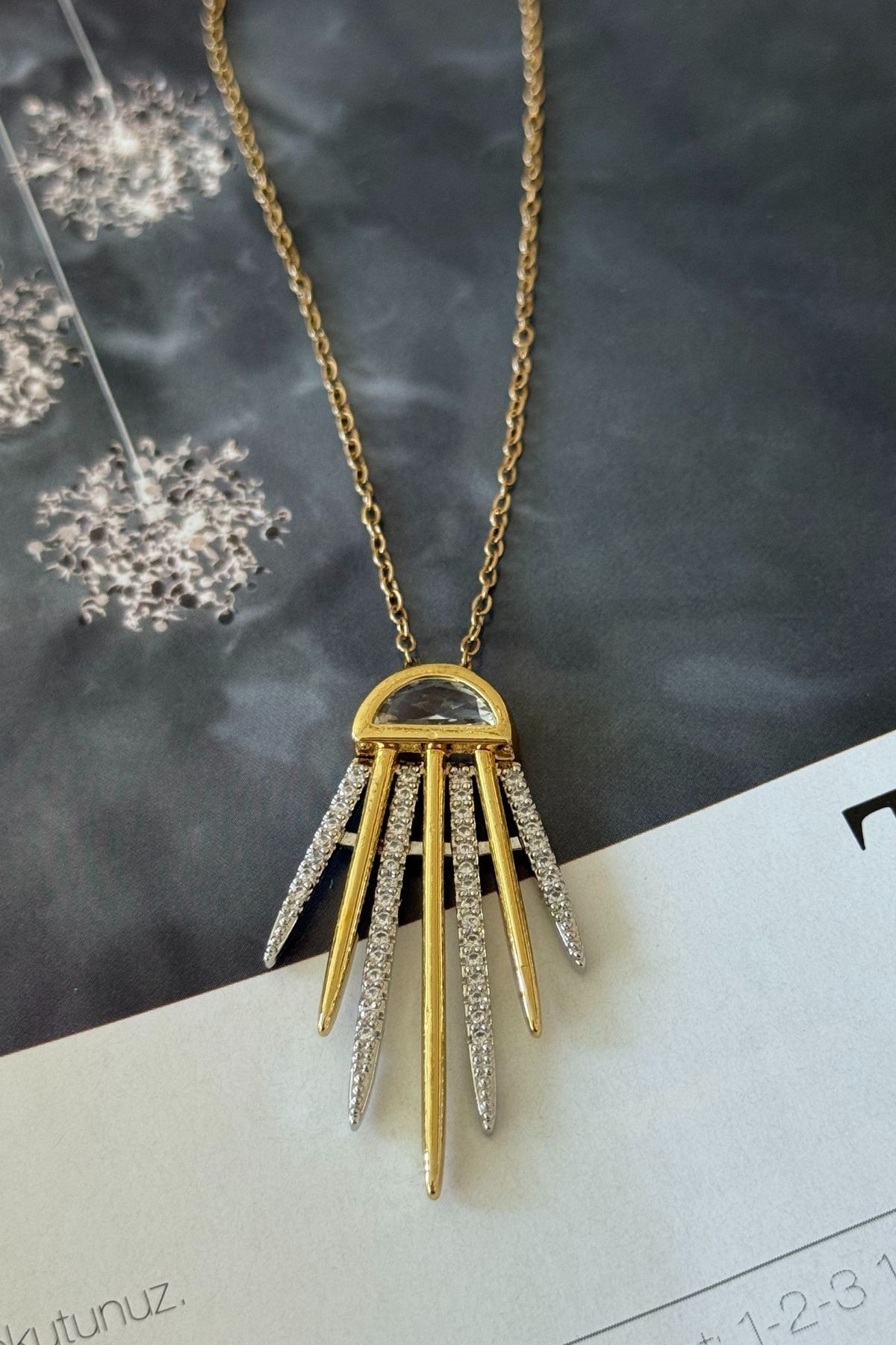 Trendy Butik Çelik Taşlı Kuyumcu Model Kolye