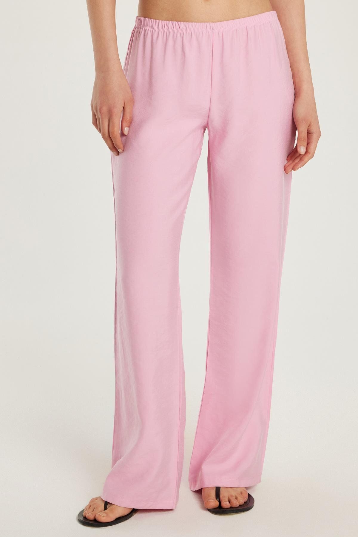 Tudors Kadın Regular Fit Beli Lastikli Modal İspanyol Paça Pembe Pantolon