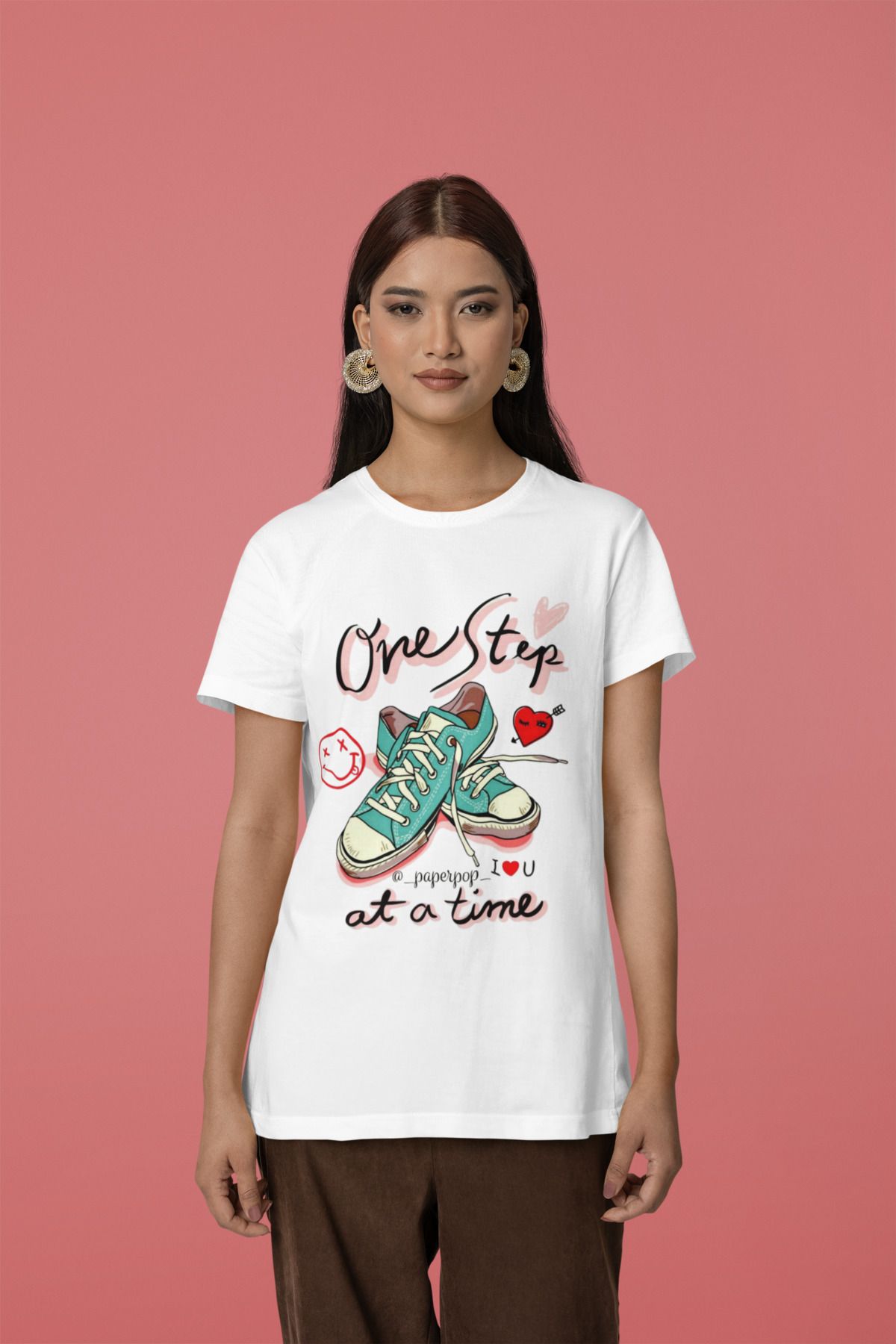 MAGORS AT A TIME BASKILI STANDART KALIP BİSİKLET YAKA PAMUKLU KADIN TSHIRT