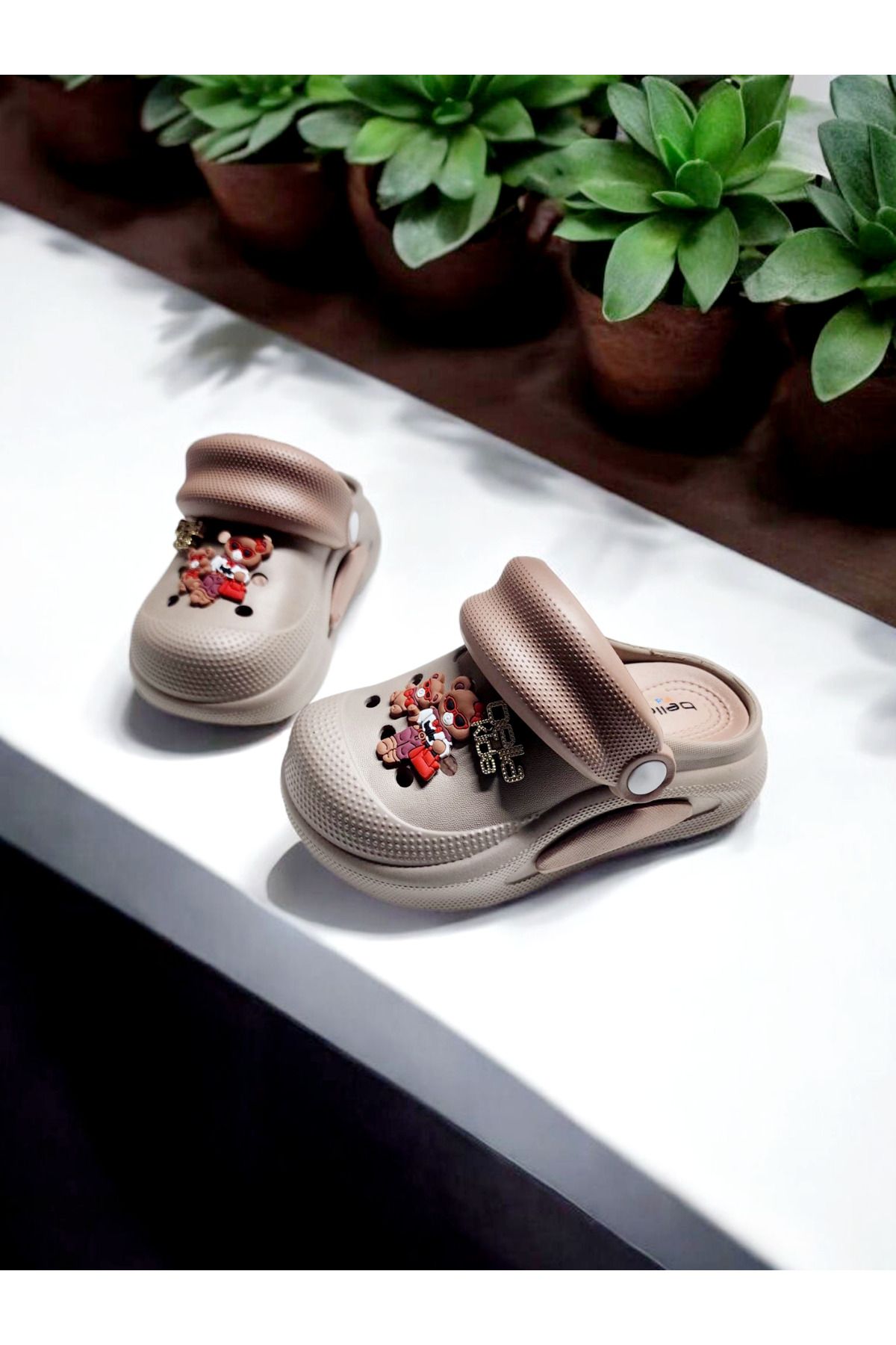 AkınalBella-Eva Loop Cute Bear Sticker Sea, Pool, Beach Slippers 3