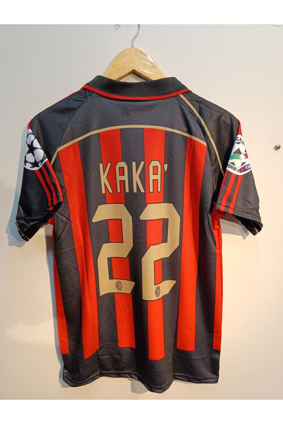 GALLUMA EFSANE MİLAN KADROSU KAKA 22 YAKALI RETRO YETİŞKİN FUTBOL FORMA