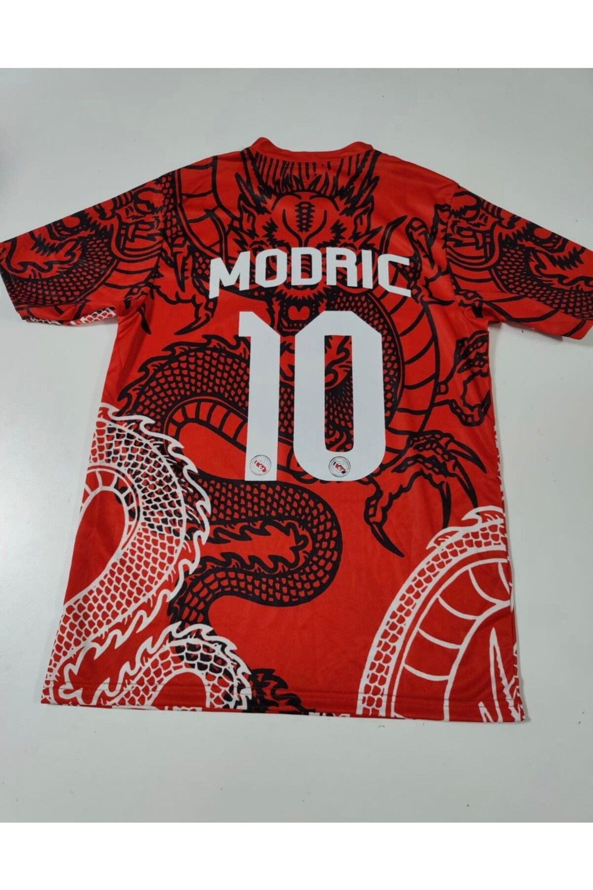 kombinezyum Real Madrid 2023/24 Yeni Sezon Luka Modrıc Özel Konsept Dragon Forması KIRMIZI