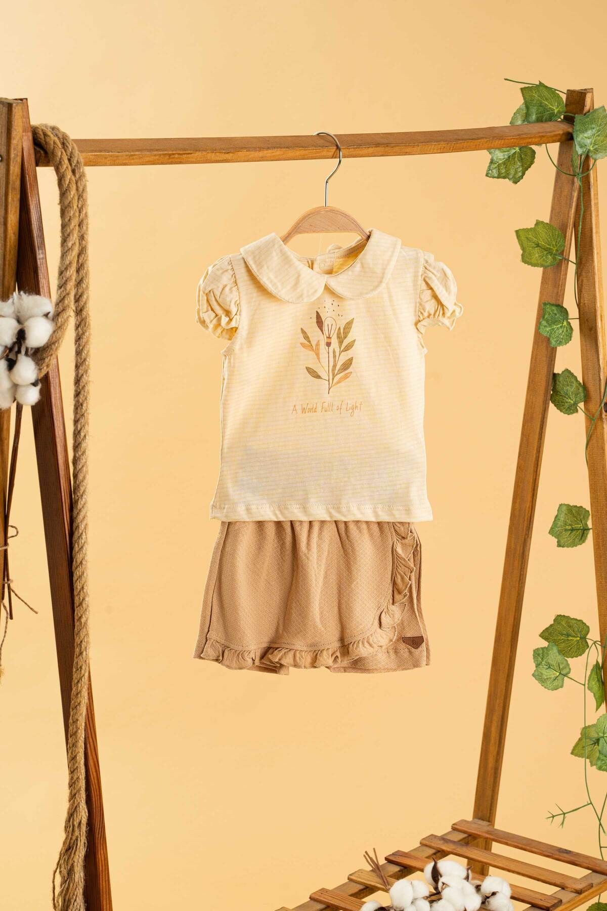 bombe Bebek Çocuk Kız Bebe Yaka Pamuklu Şortlu 2'li Takım Trend Moda Alt Üst Takım